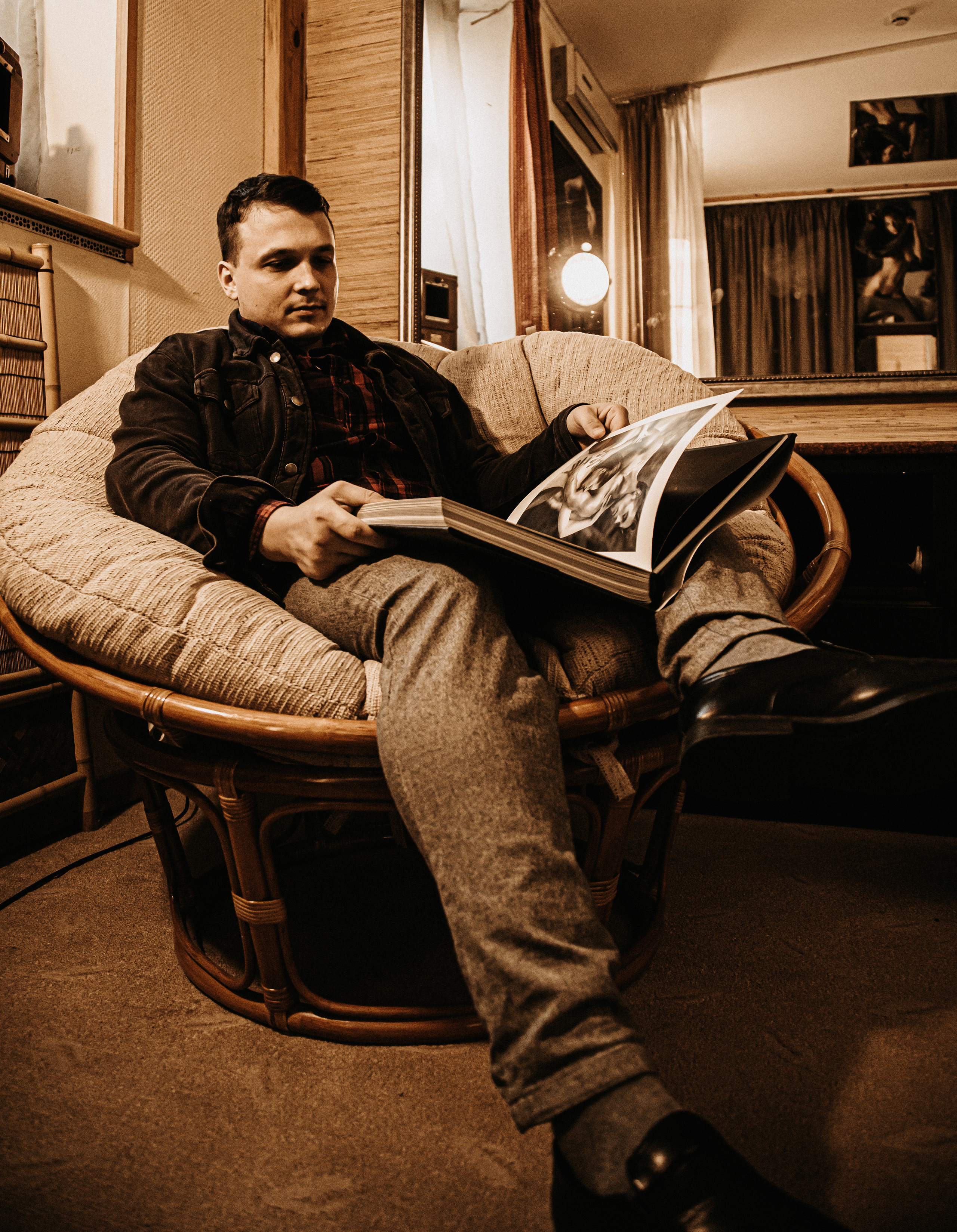 Актёр дубляжа, музыкант Сергей Гусаков. Семейный, свадебный и контент фотограф Москва