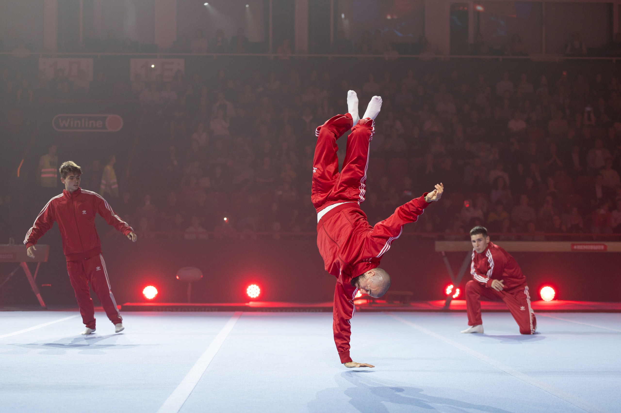 Шоу Алексея Немова «Легенды спорта». Спортивный репортажный фотограф Казань Нафис Сиразетдинов