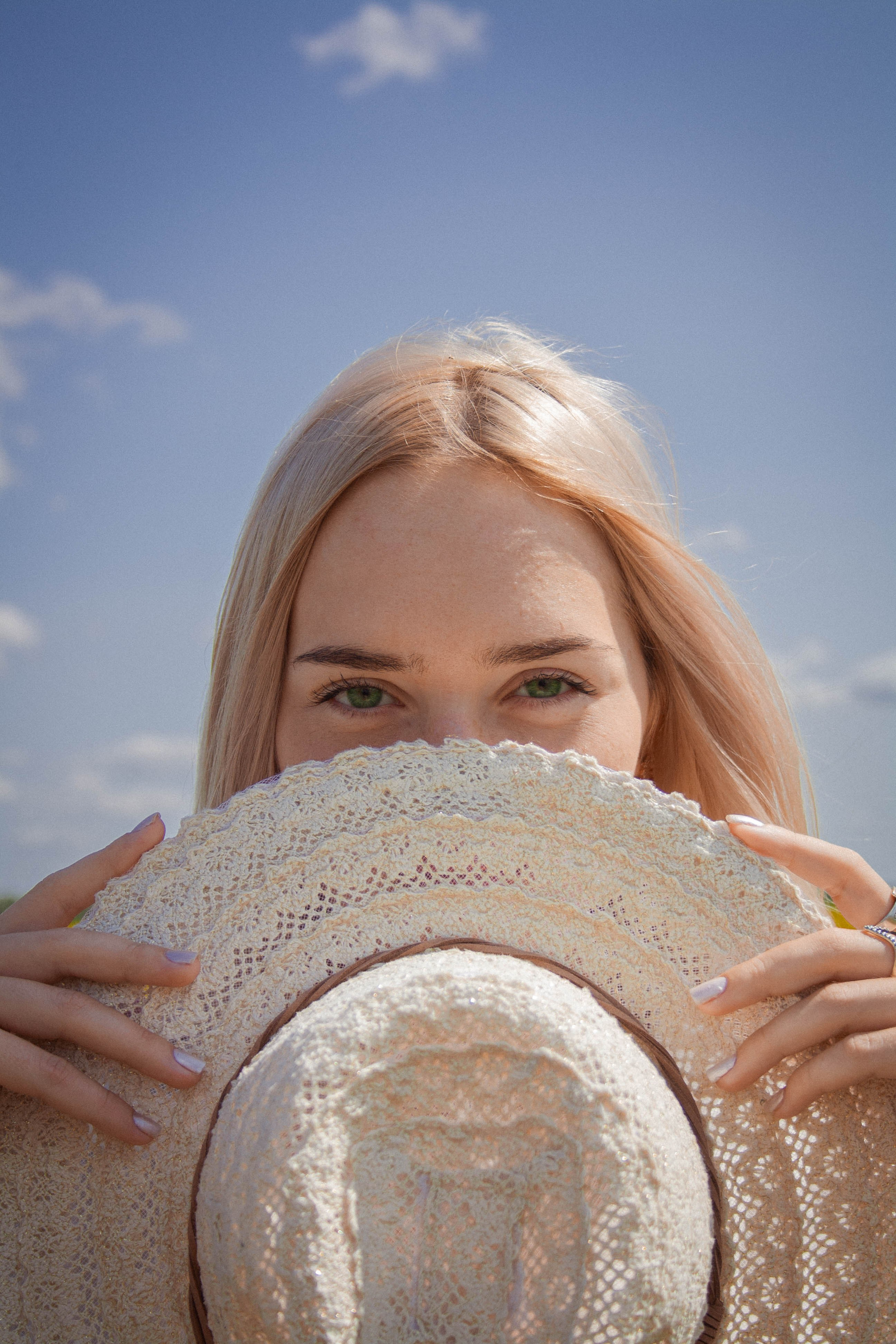Настроение: уйти в поле с подсолнухами. Портретный фотограф в Саратове