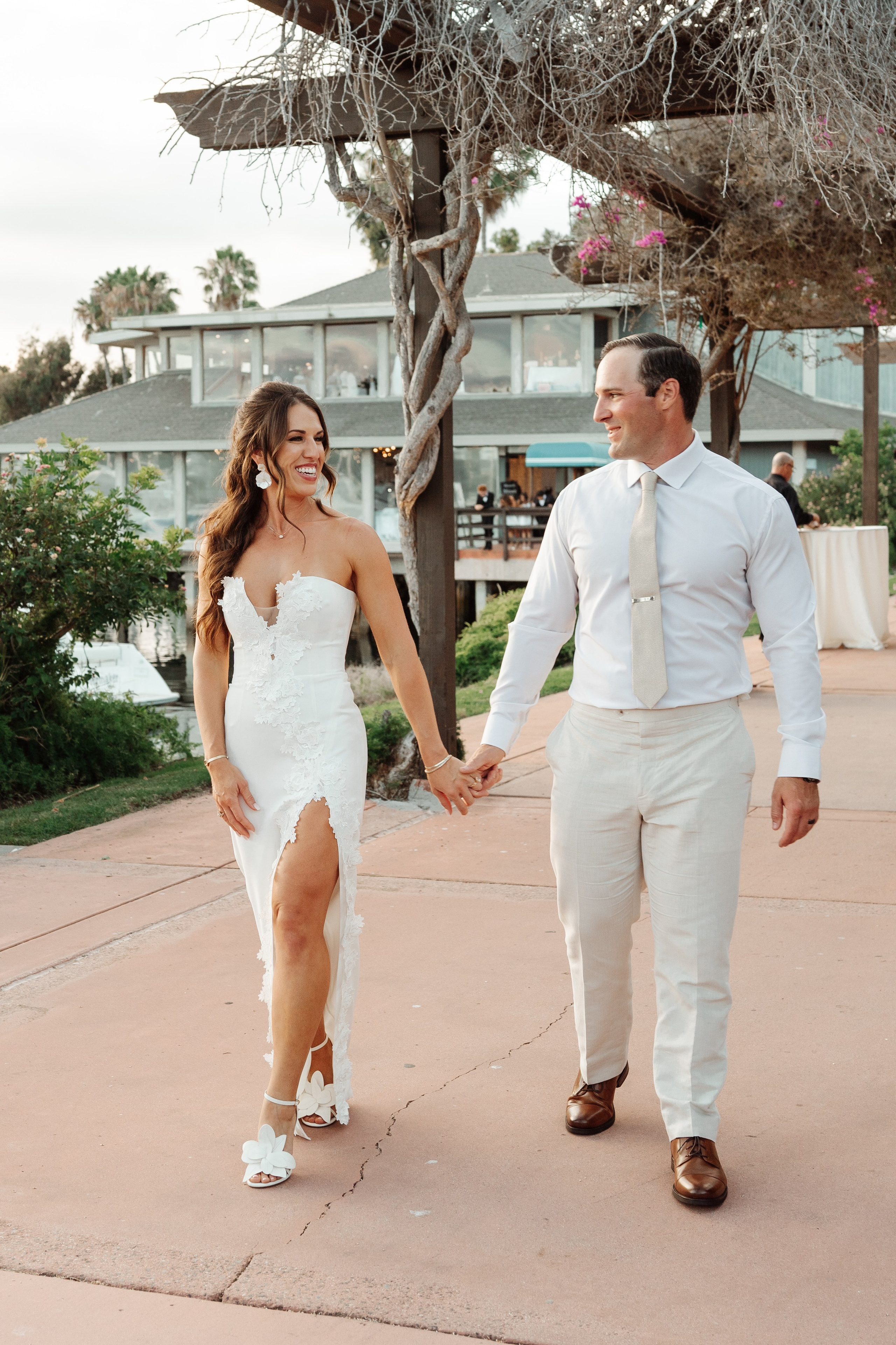 2025-08-16_BryanAmber. Ретушер Зенькевич Света