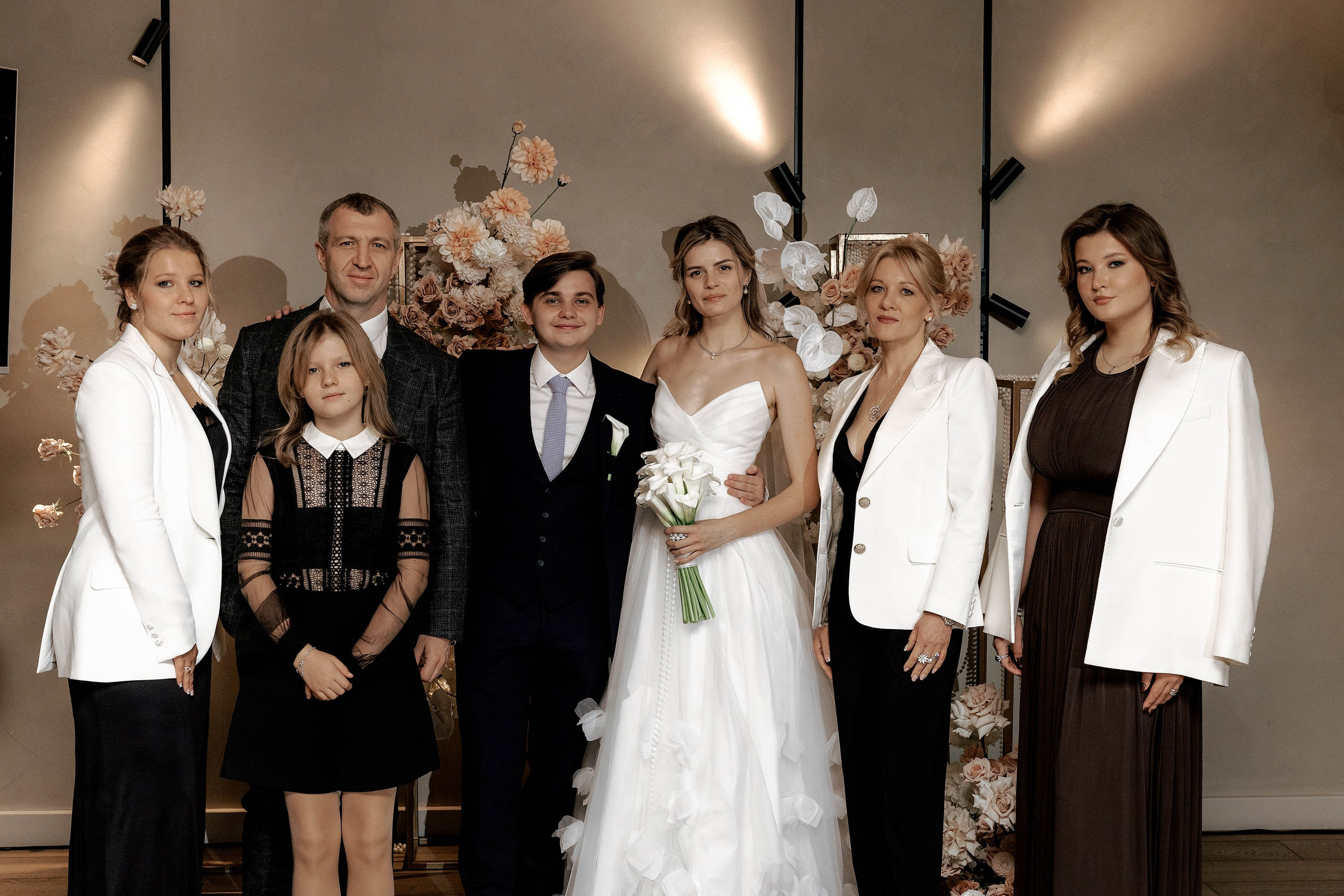 Свадьба «Парк Горького» Артём-Юлия. Свадебный/Портретный фотограф снимаю в Москве