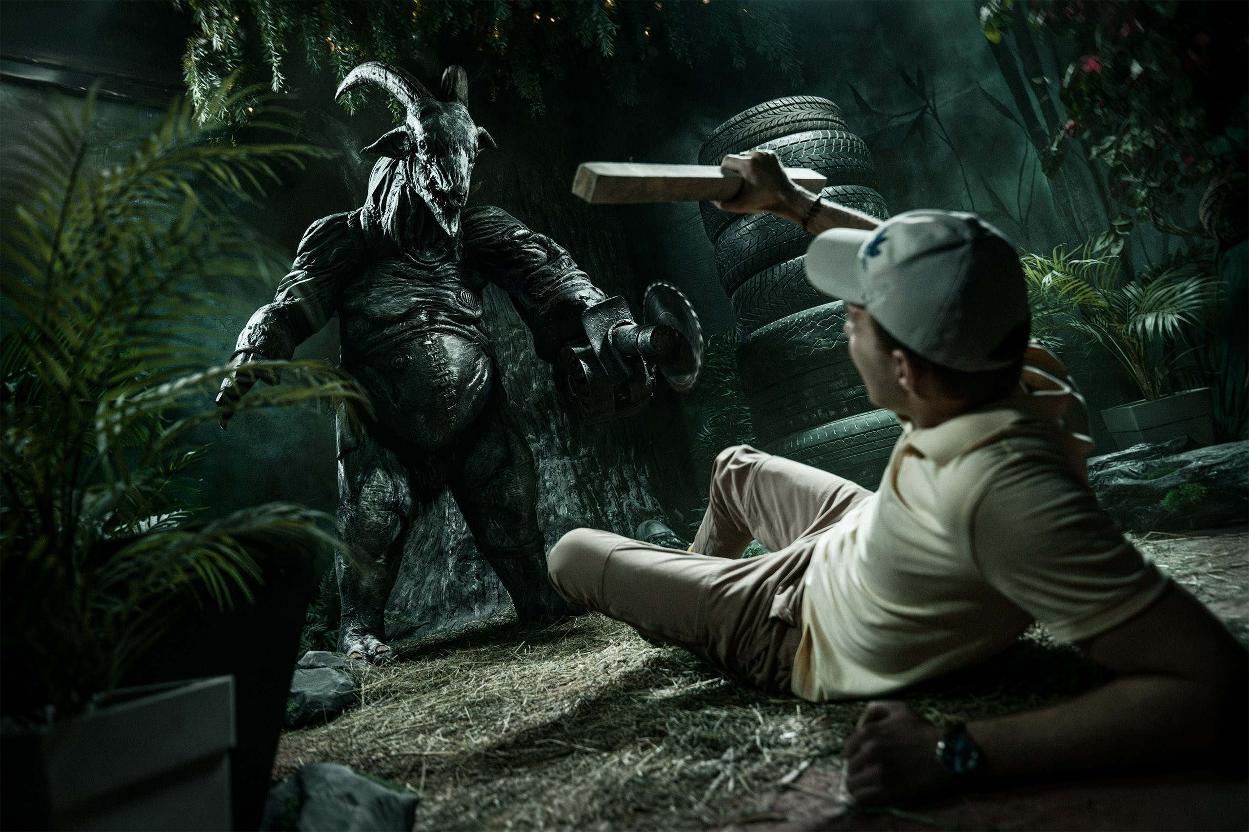 Фотосъёмка для хоррор и экшен квеста. Рекламный фотограф в Москве Алексей Тверяков