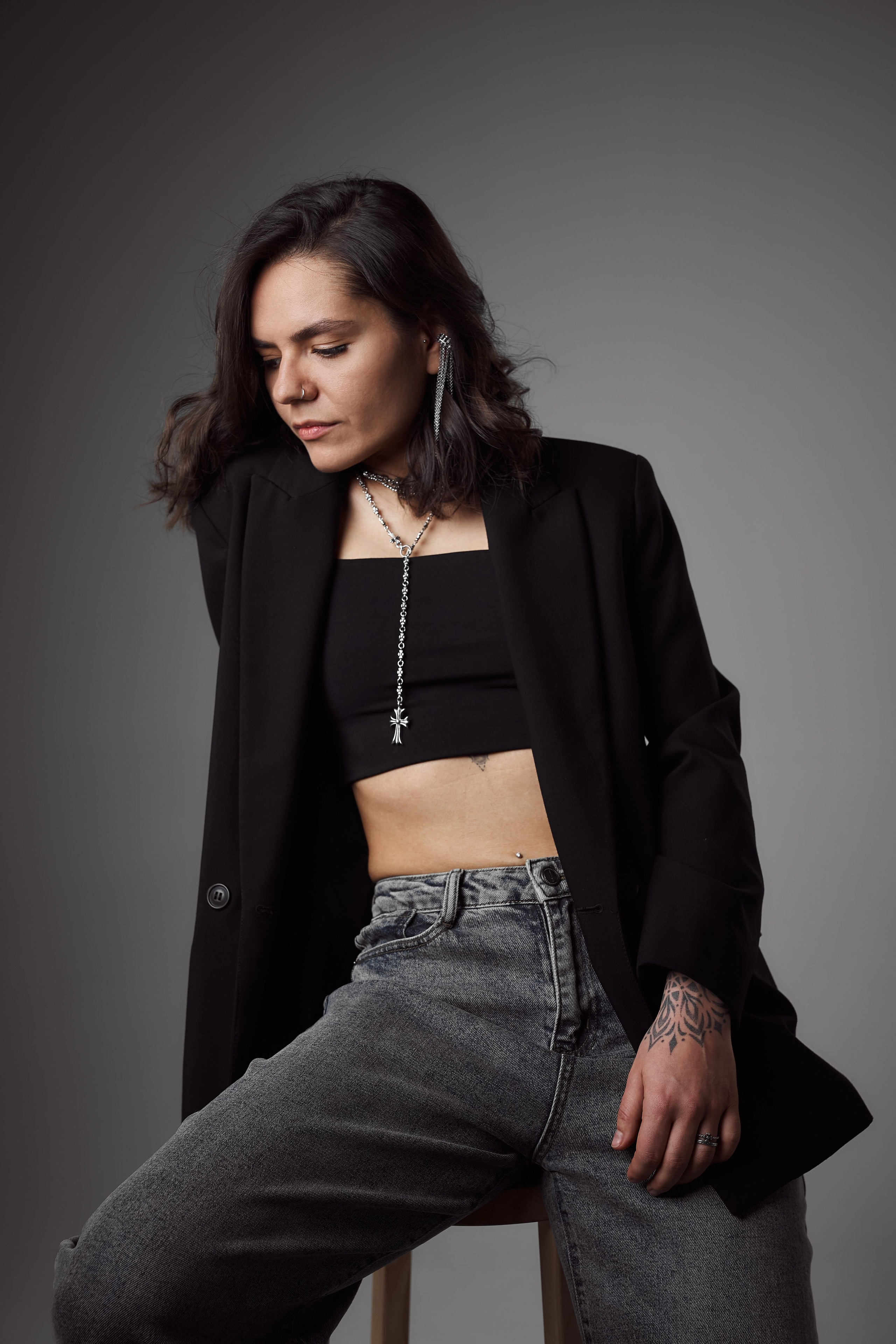 Фотосессия в студии по отличной цене. Студийный фотограф Евгений Опарин