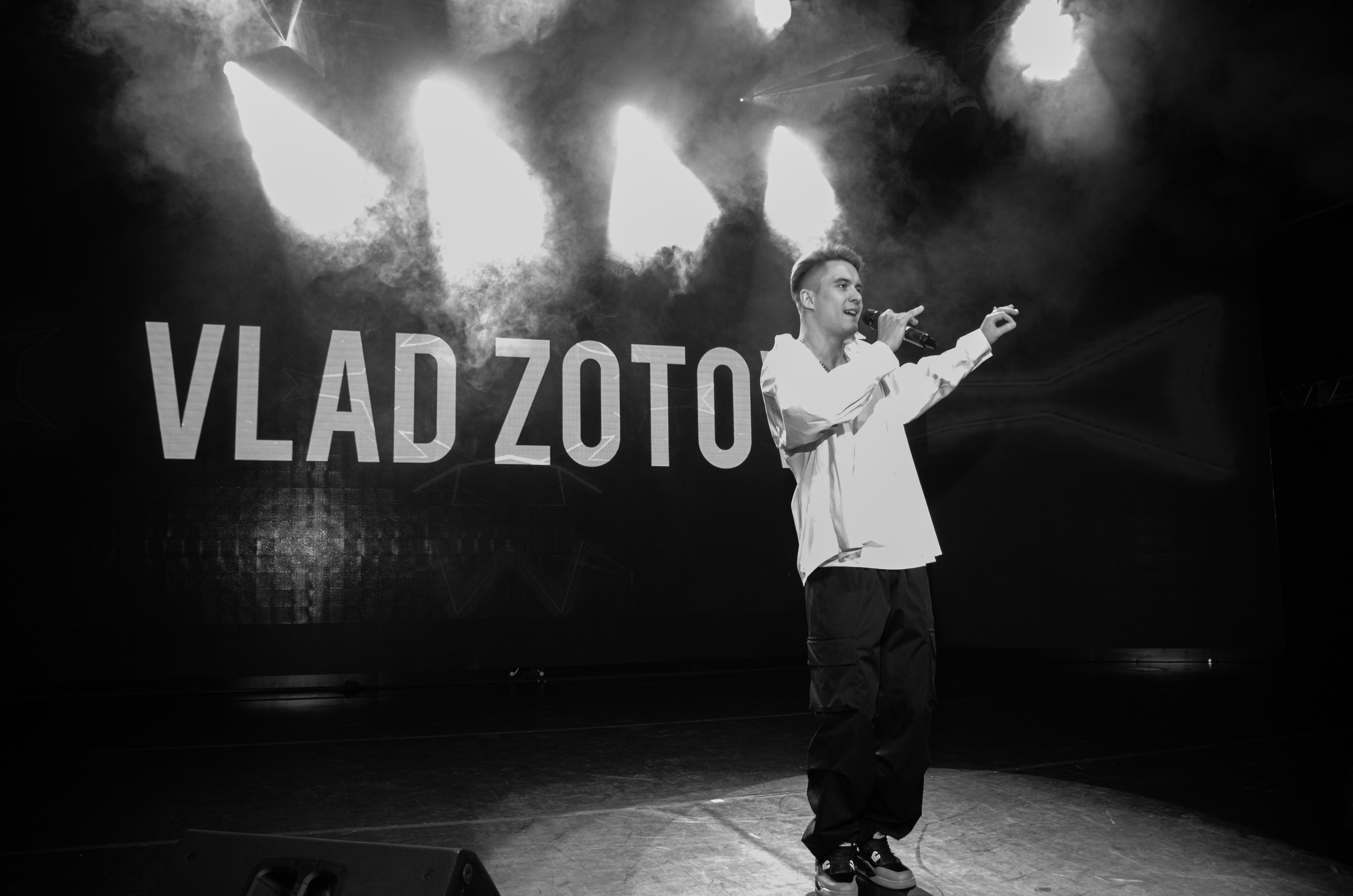 VLAD ZOTOV. Фотограф Универсал в Новосибирске