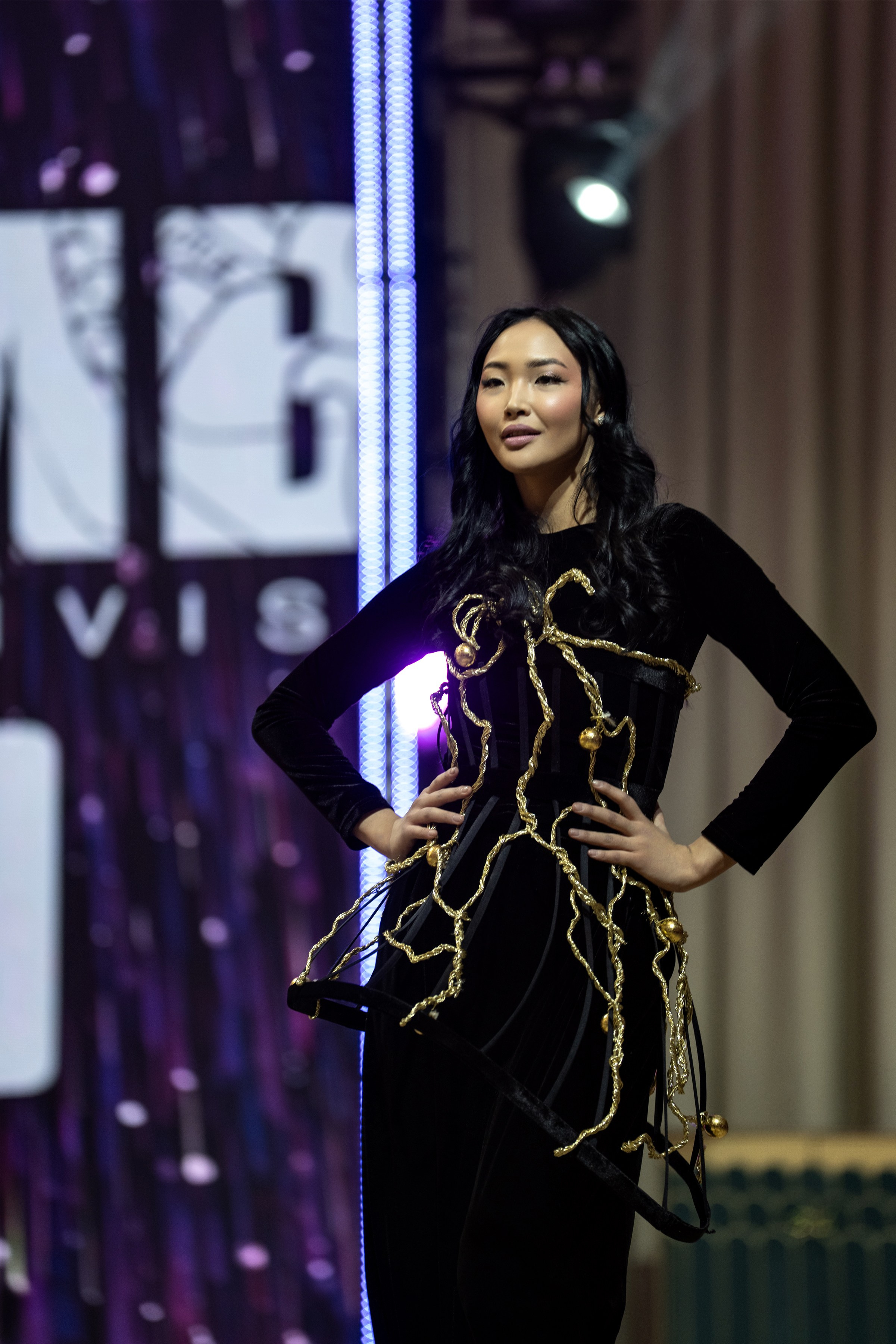 Zhamby. Сайт Алматинского НЮ АРТ, будуар и фэшн фотографа Дениса Карпенко