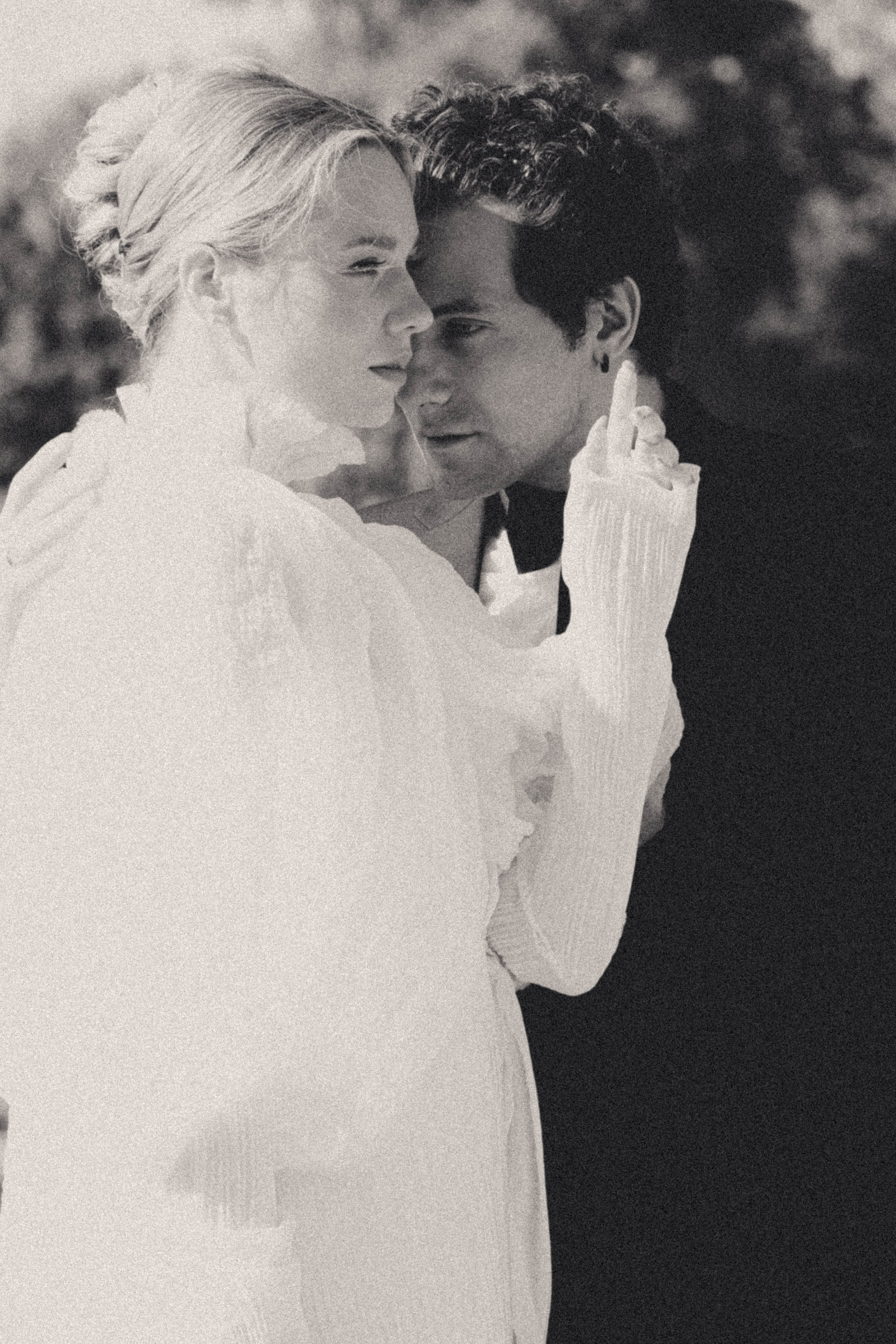 СВАДЕБНАЯ СЬЕМКА В ПАРКЕ ОРАНИЕНБАУМ. Профессиональный фотограф, Санкт-Петербург — Виктория Богомолова