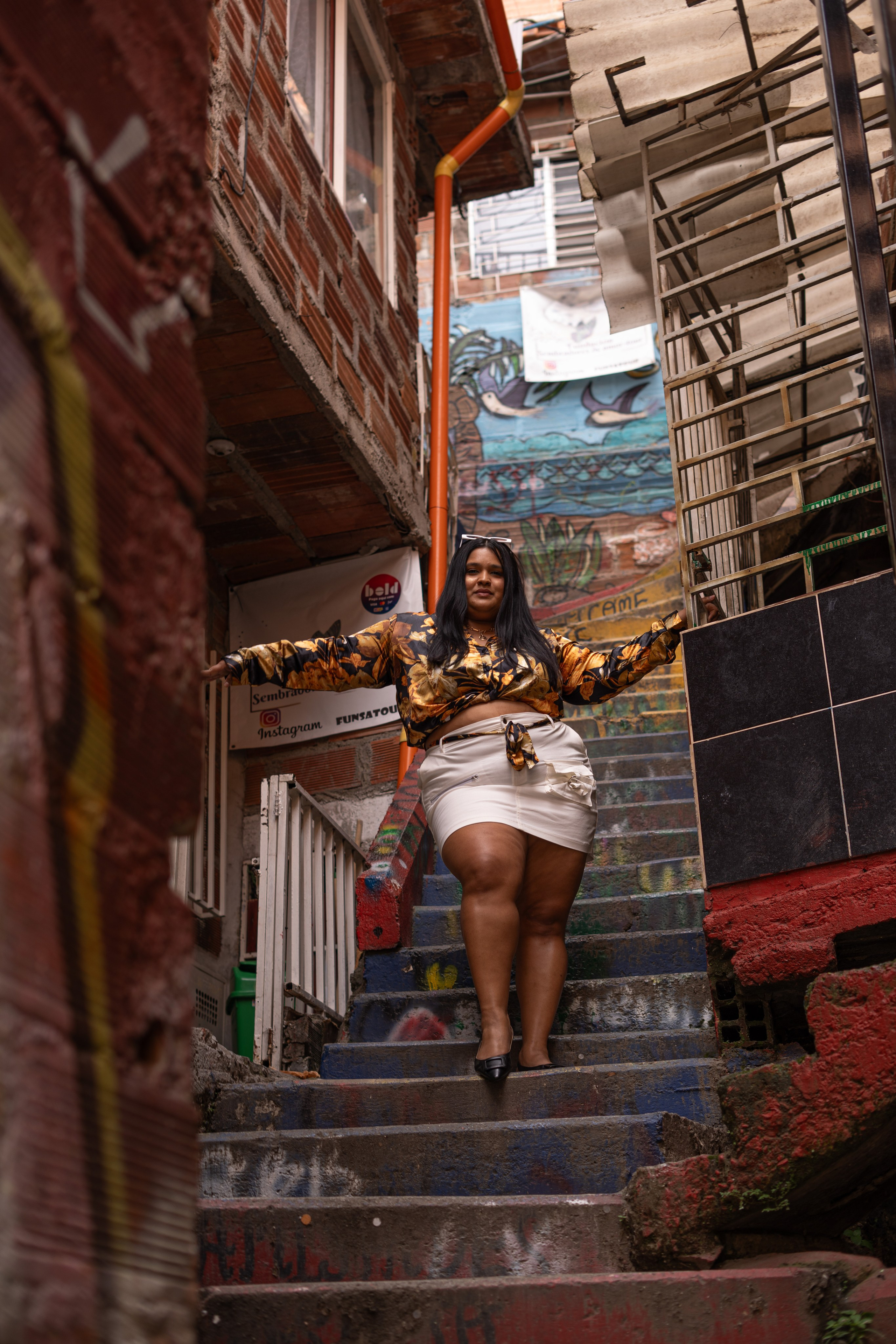 Jess in Communa 13. Wedding Photographer in Barcelona and Medellin