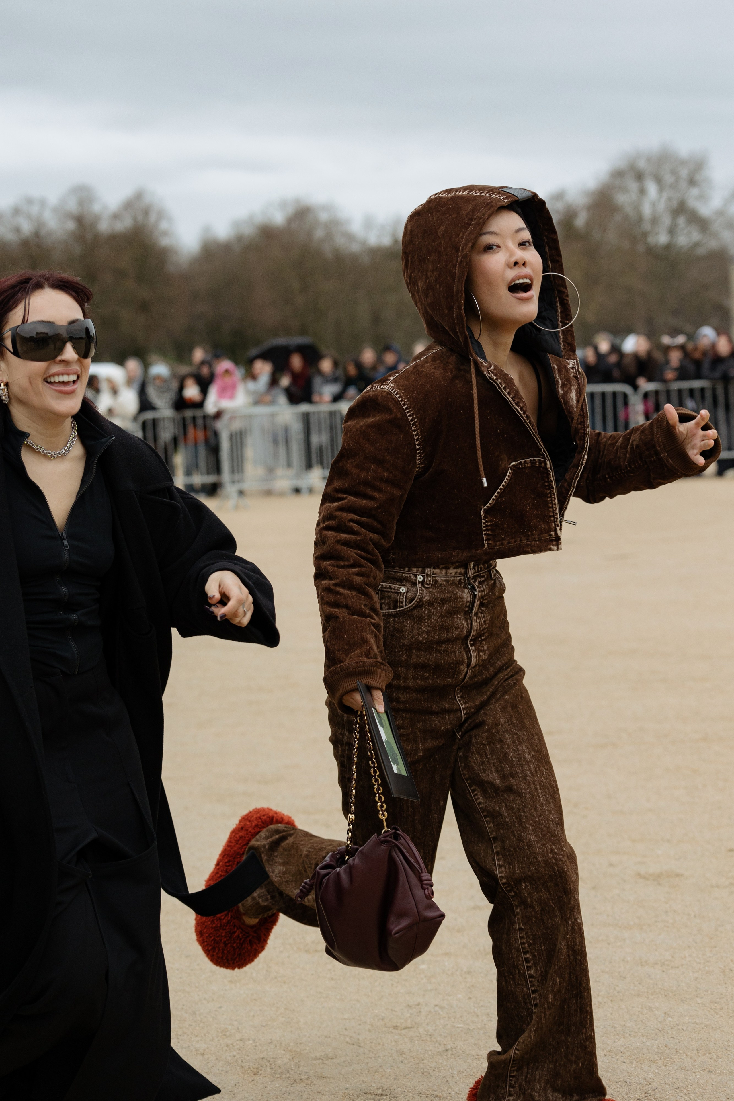 LOEWE PFW WOMENSWEAR FALL-WINTER 24/25. Photographer in Milan Ivan Goncharov
