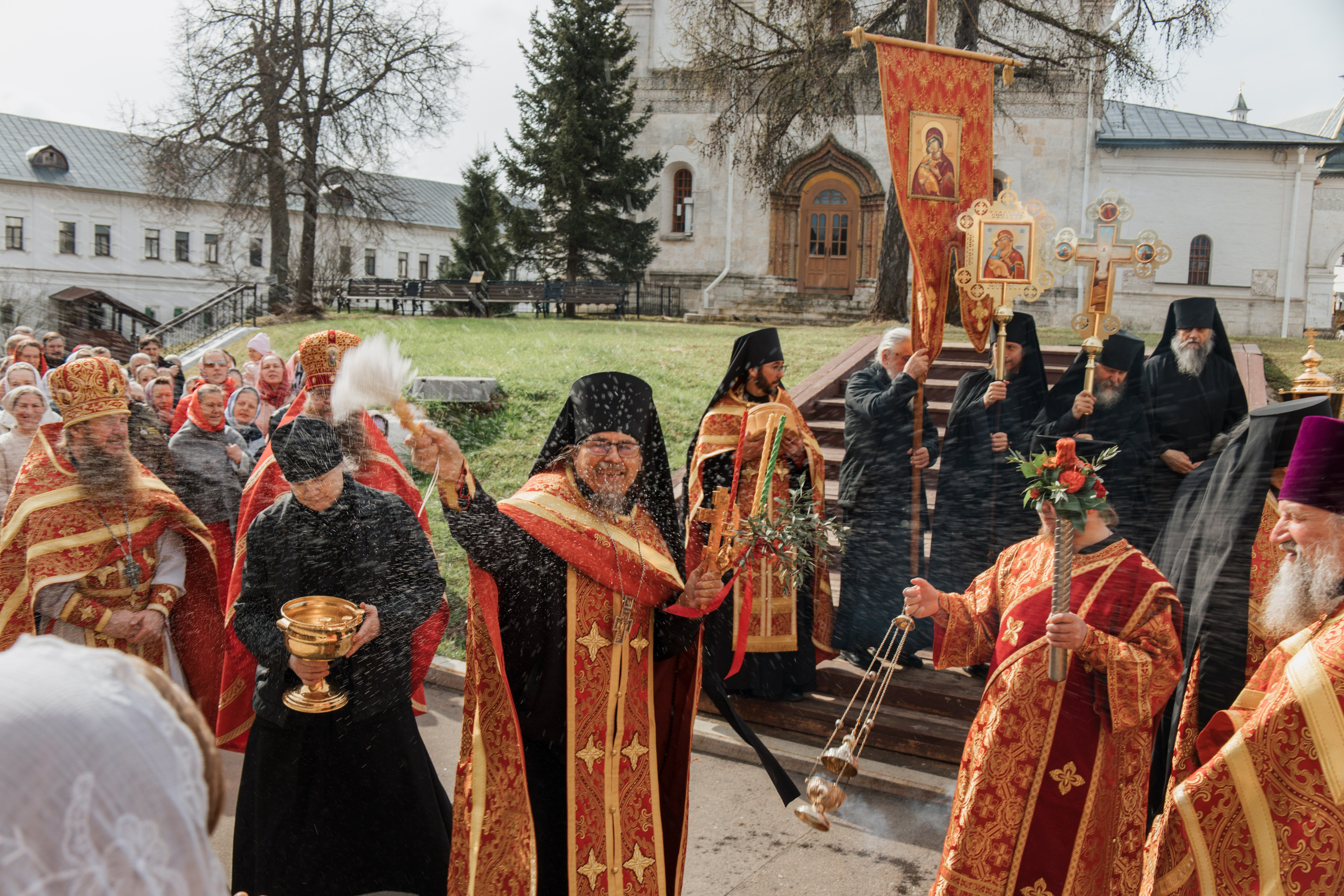 Крестный Ход.Светлый Понедельник.Савиино-Сторожевский Монастырь. Артеменкова Анна Фотограф