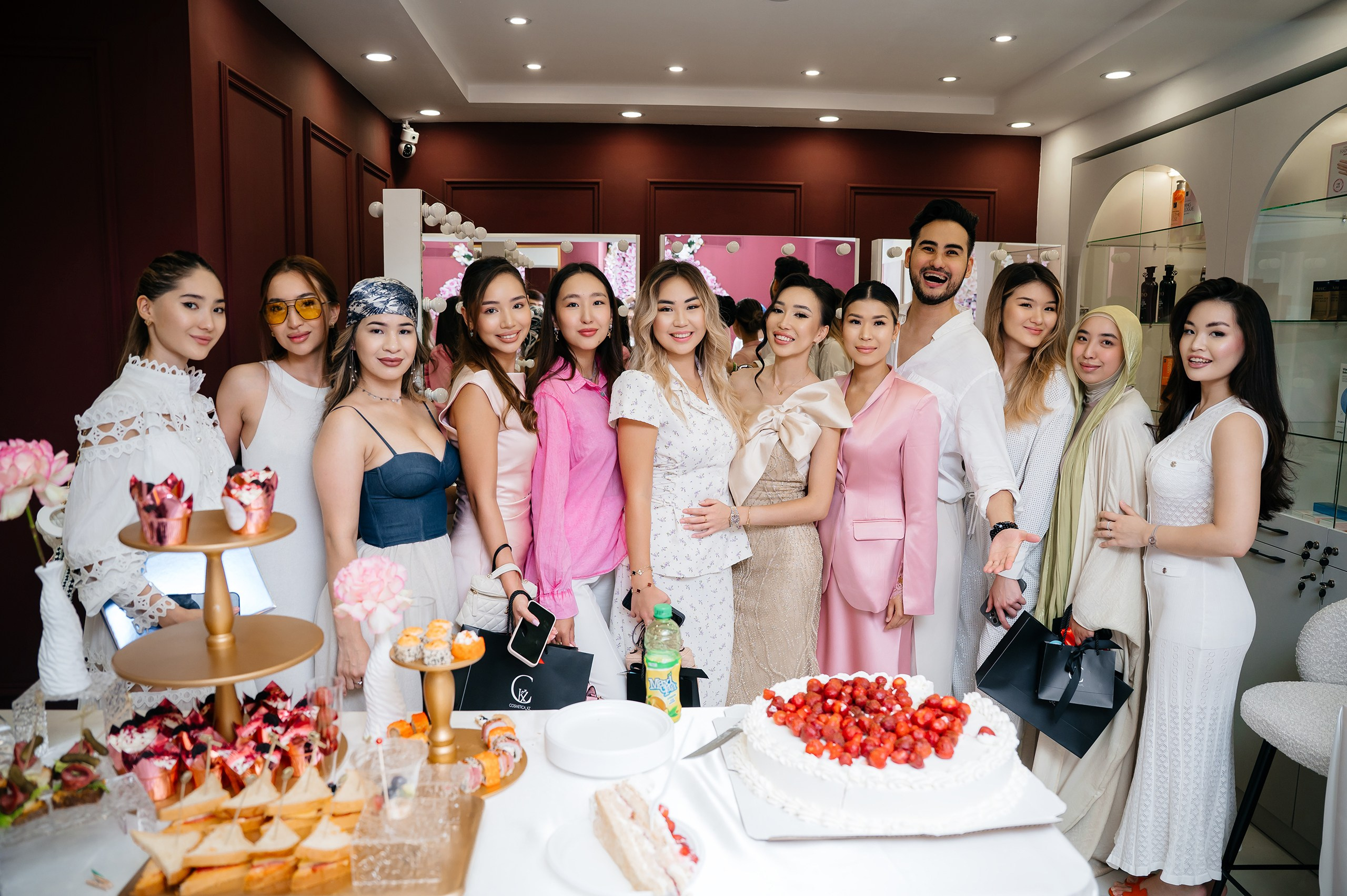 ABeauty — Открытие салона красоты. Фотограф в Алматы — Алексей Коньков | Репортаж, свадьбы, портреты