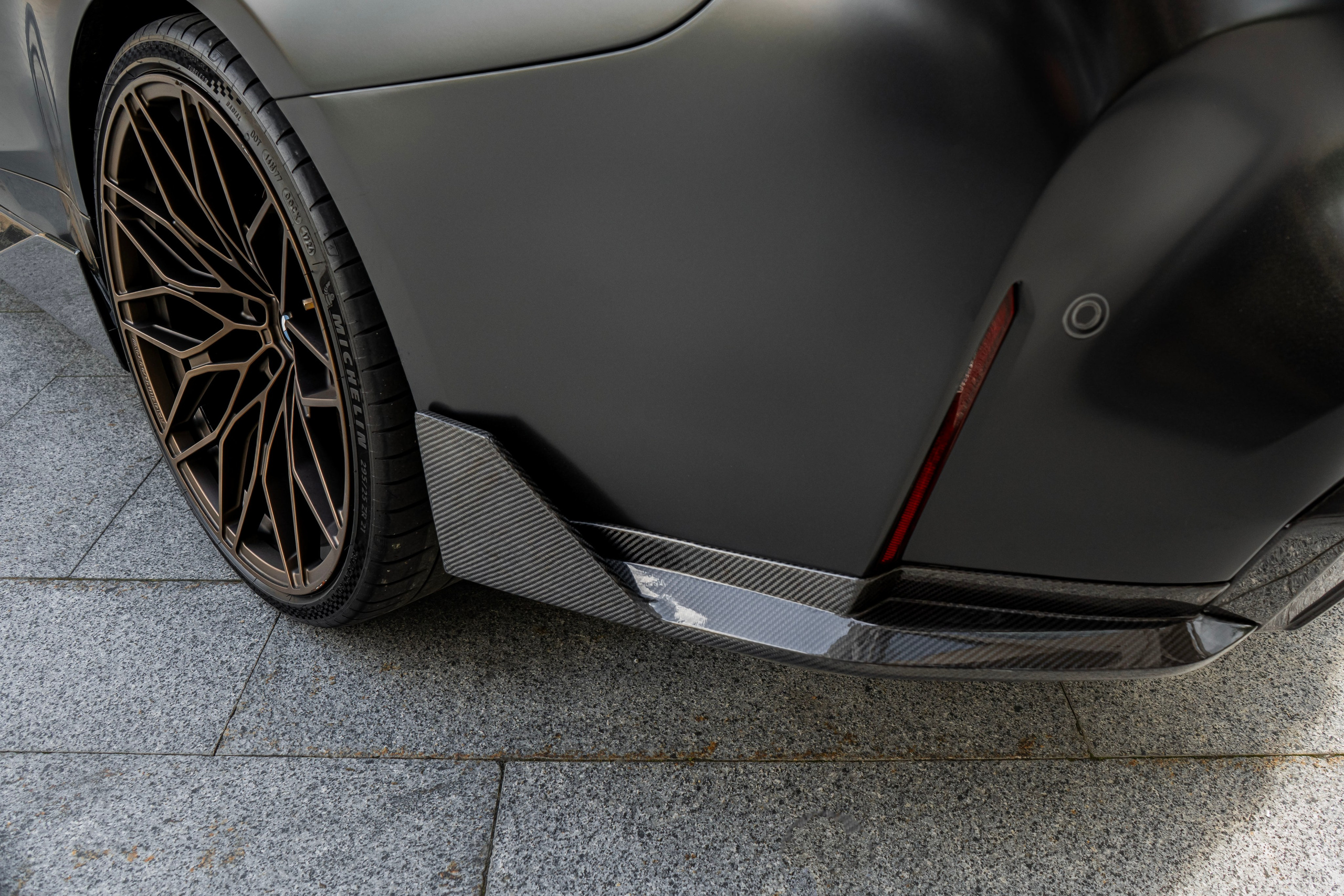 BMW M4 (Black matte). Автомобильный фотограф Ногинск Денис Городок