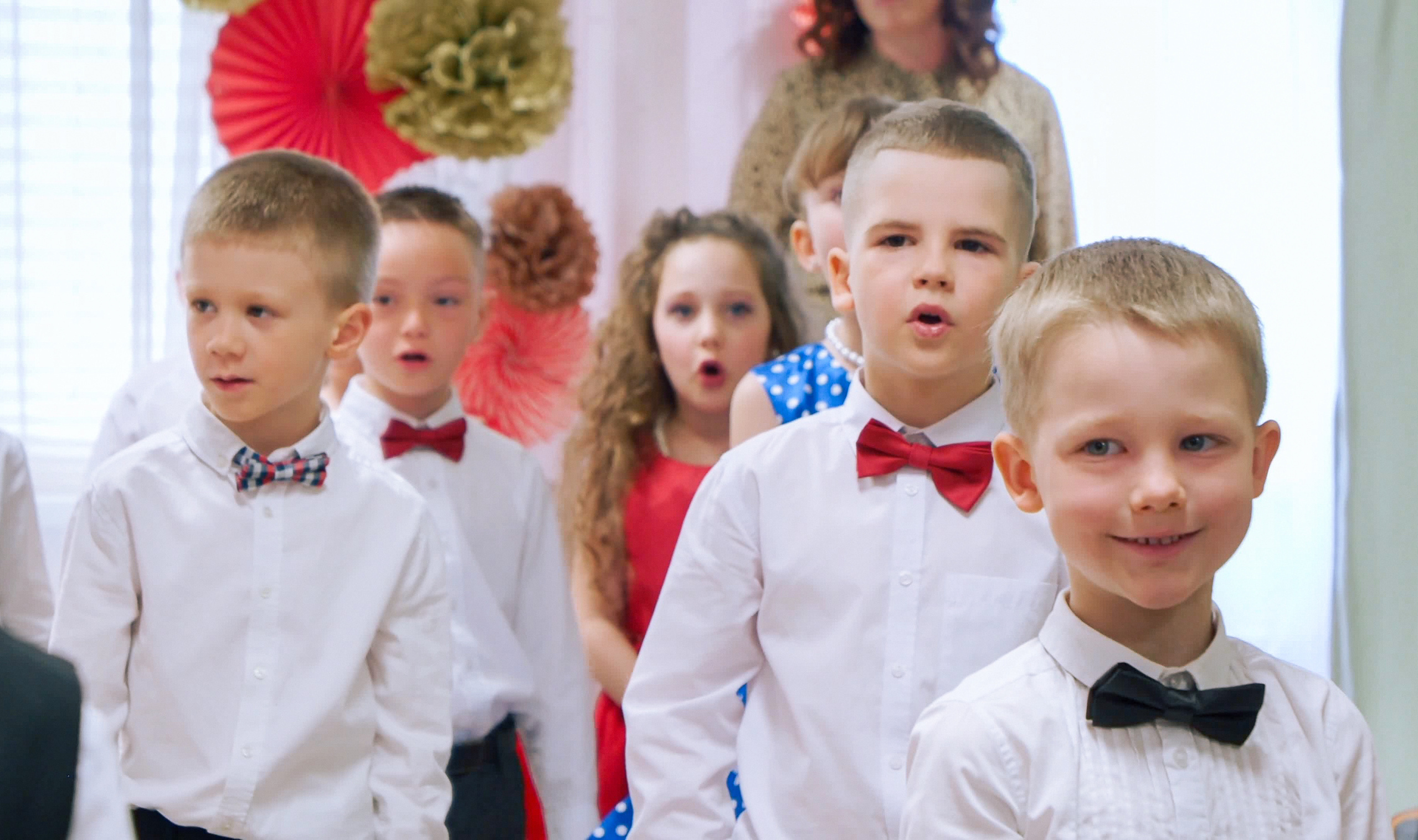 Выпускной праздник в Д/С «Ласточка». Фото с видеозаписи. Фотограф Никифоров-Гордеев Сергей. Москва и МО