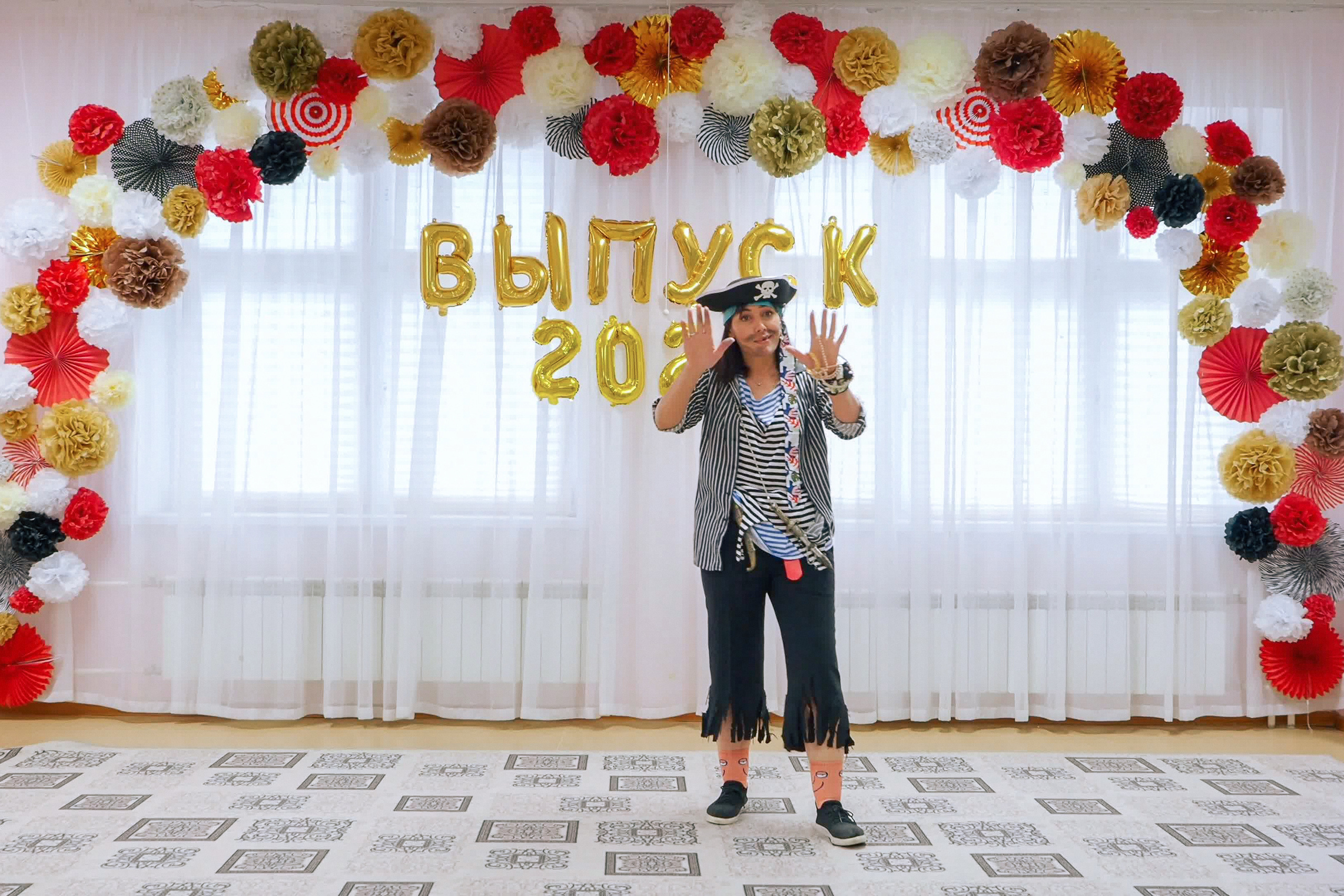 Выпускной праздник в Д/С «Ласточка». Фото с видеозаписи. Фотограф Никифоров-Гордеев Сергей. Москва и МО