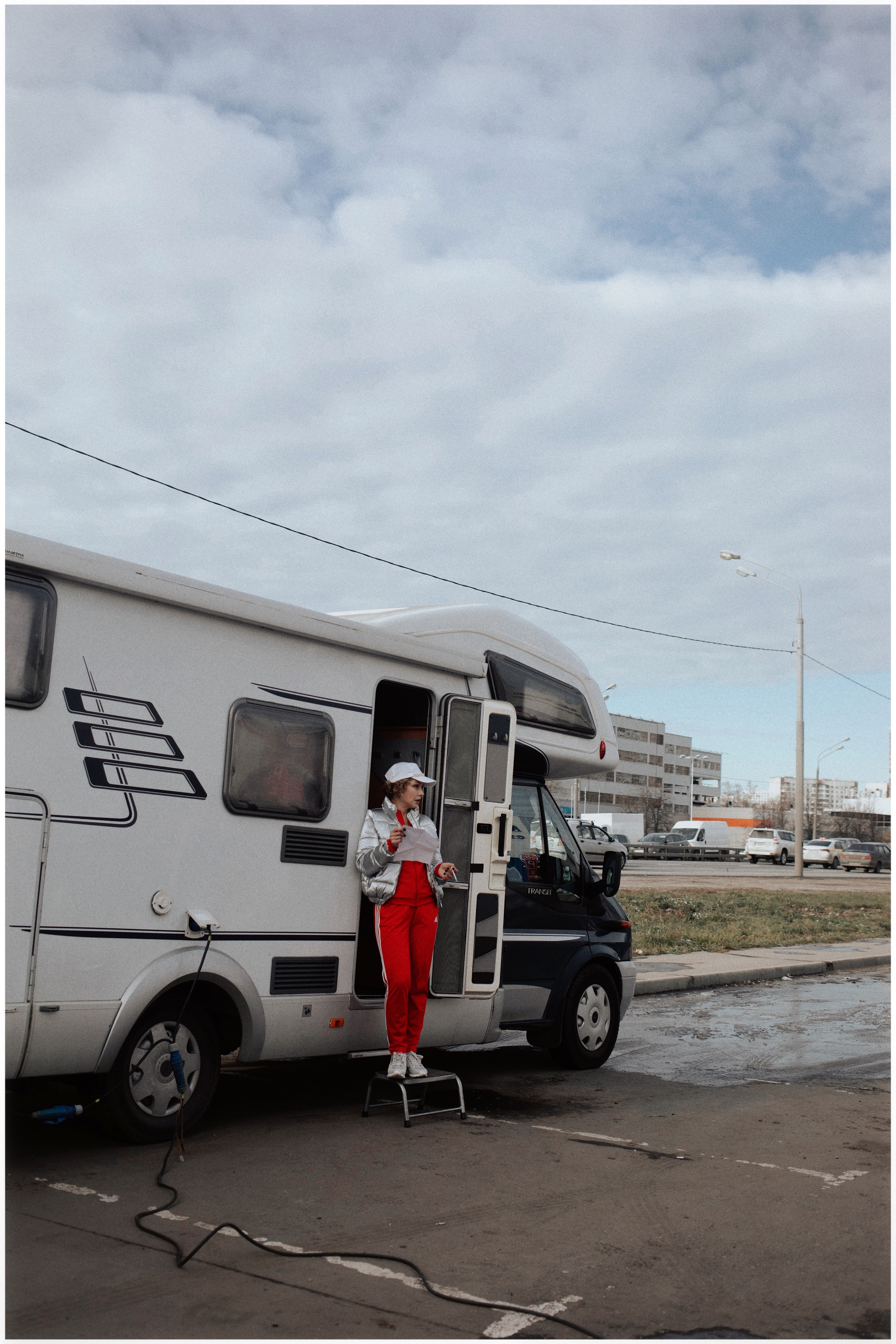 Behind the scenes. Portrait and backstage photographer Nina Crane