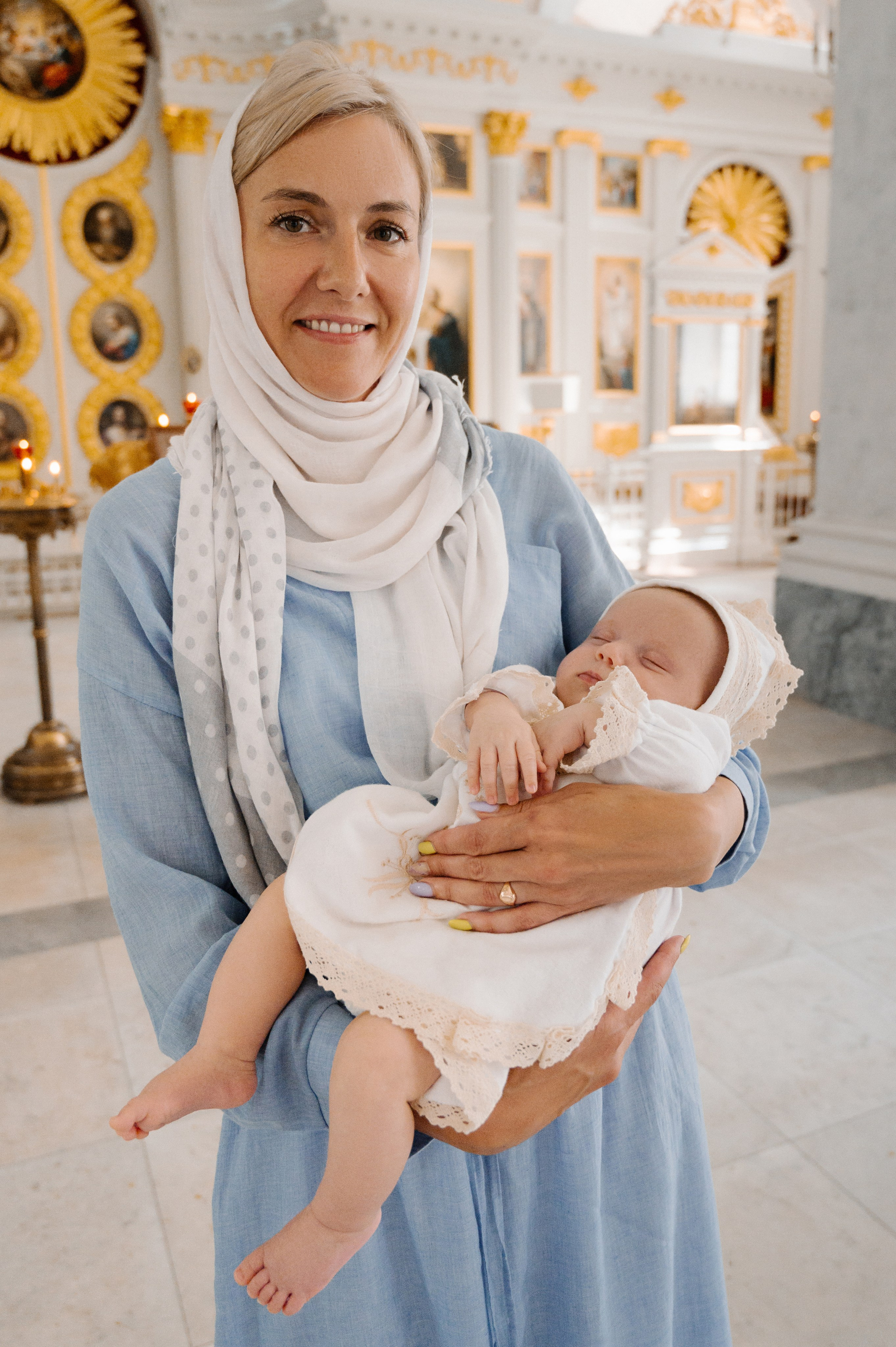 Крещение Марии. Храм Рождества Христова на Песках. Фотограф на роды СПБ Юлия Герасимова