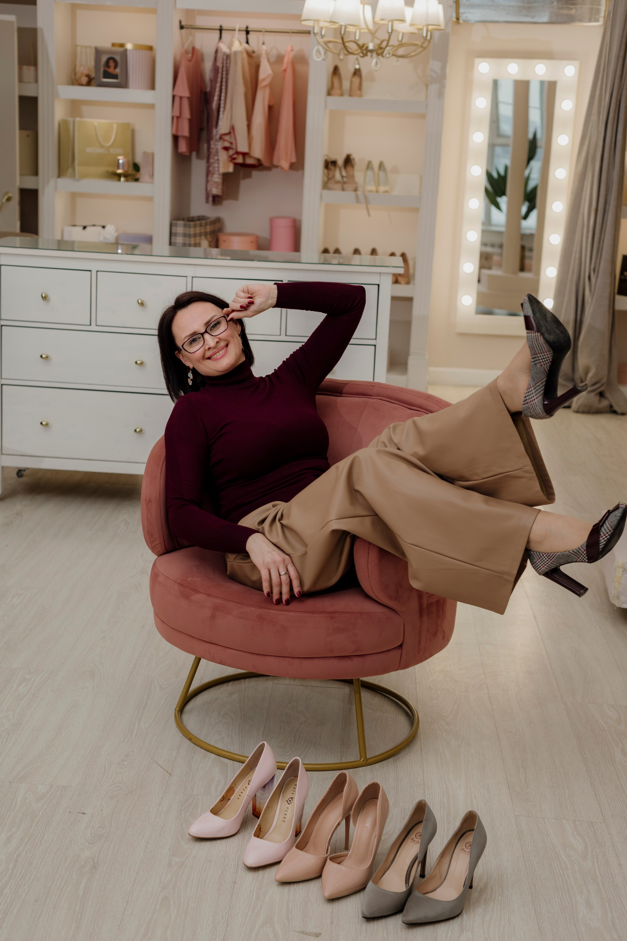 Контент для соц сетей и сайта стилист. Деловая и Бизнес съемка в  Москве Инесса Грушко