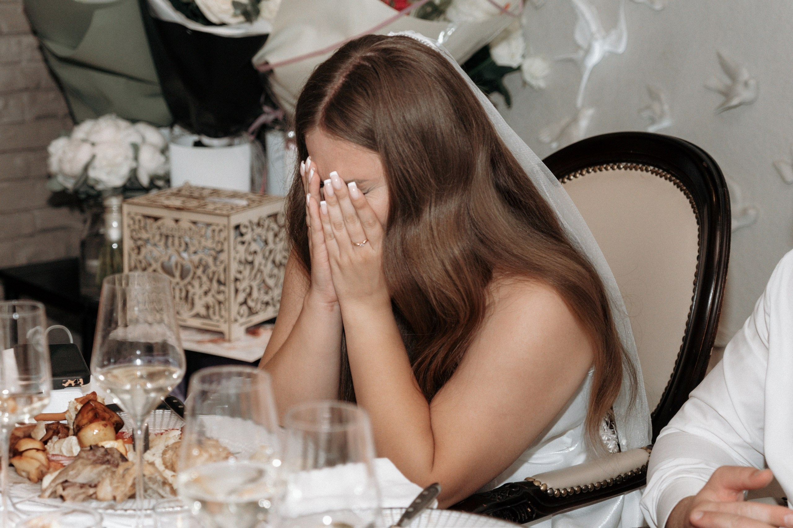 Свадьба Анастасии и Евгения, Картинная галерея, прогулка в лесу. Ресторан «Хлеб и Винотека». Свадебный фотограф в Тамбове Павел Четвертков