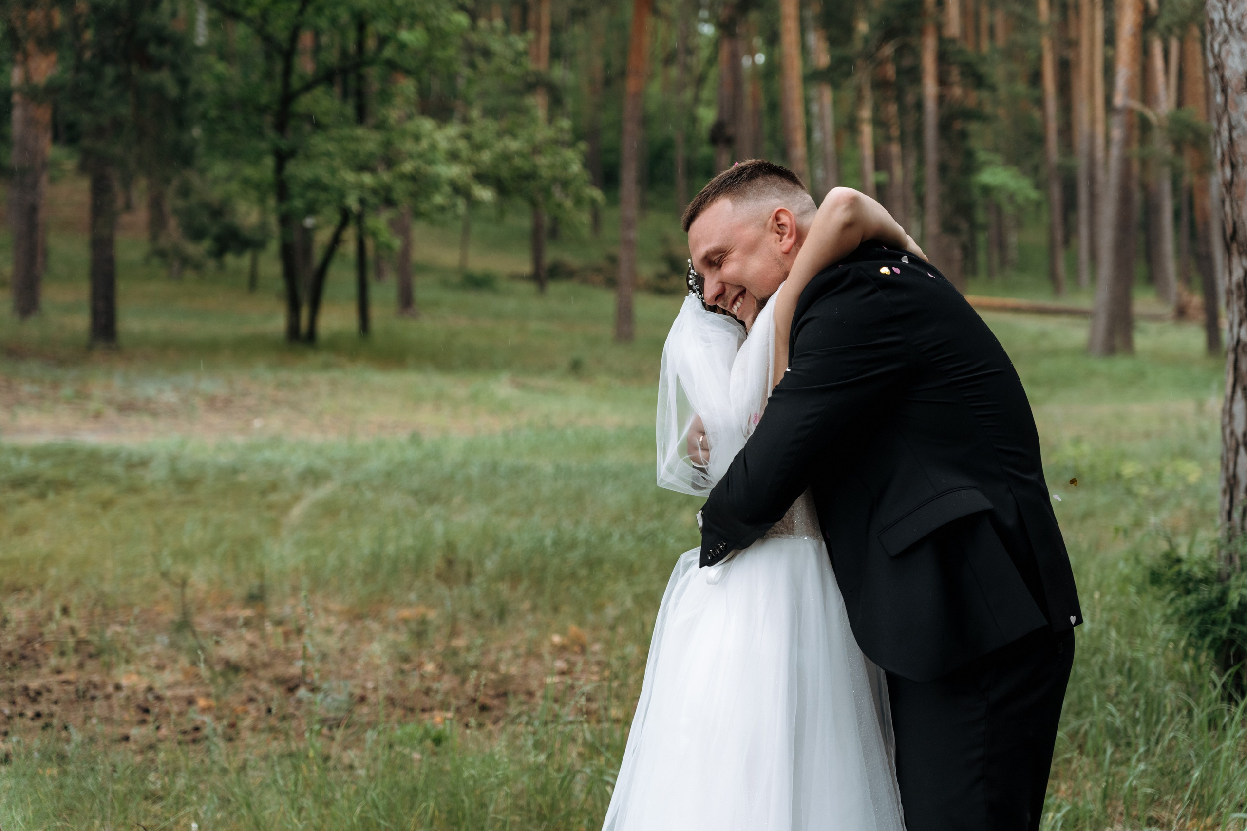 Свадебный день Яны и Максима, прогулка в лесу, Картинная галерея в Тамбове. Свадебный фотограф в Тамбове Павел Четвертков