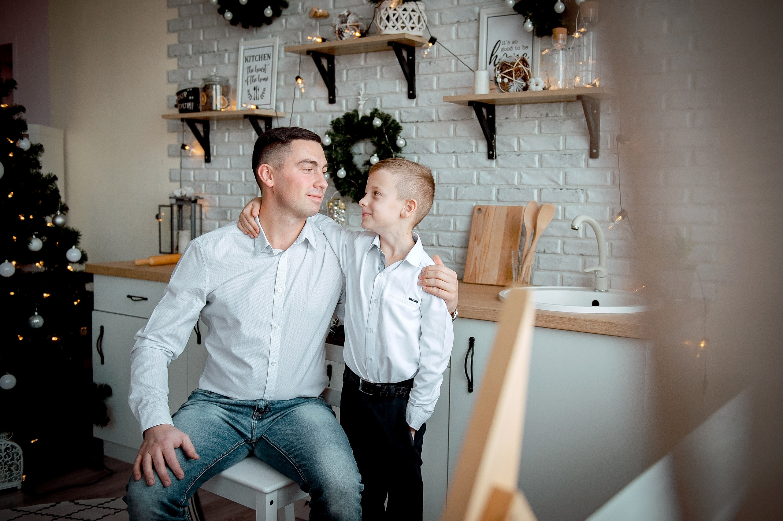 Семейная новогодняя фотосессия во Фрязино в фотостудии. Свадебный и семейный фотограф Виктория Носачёва. Щелково, Москва и МО