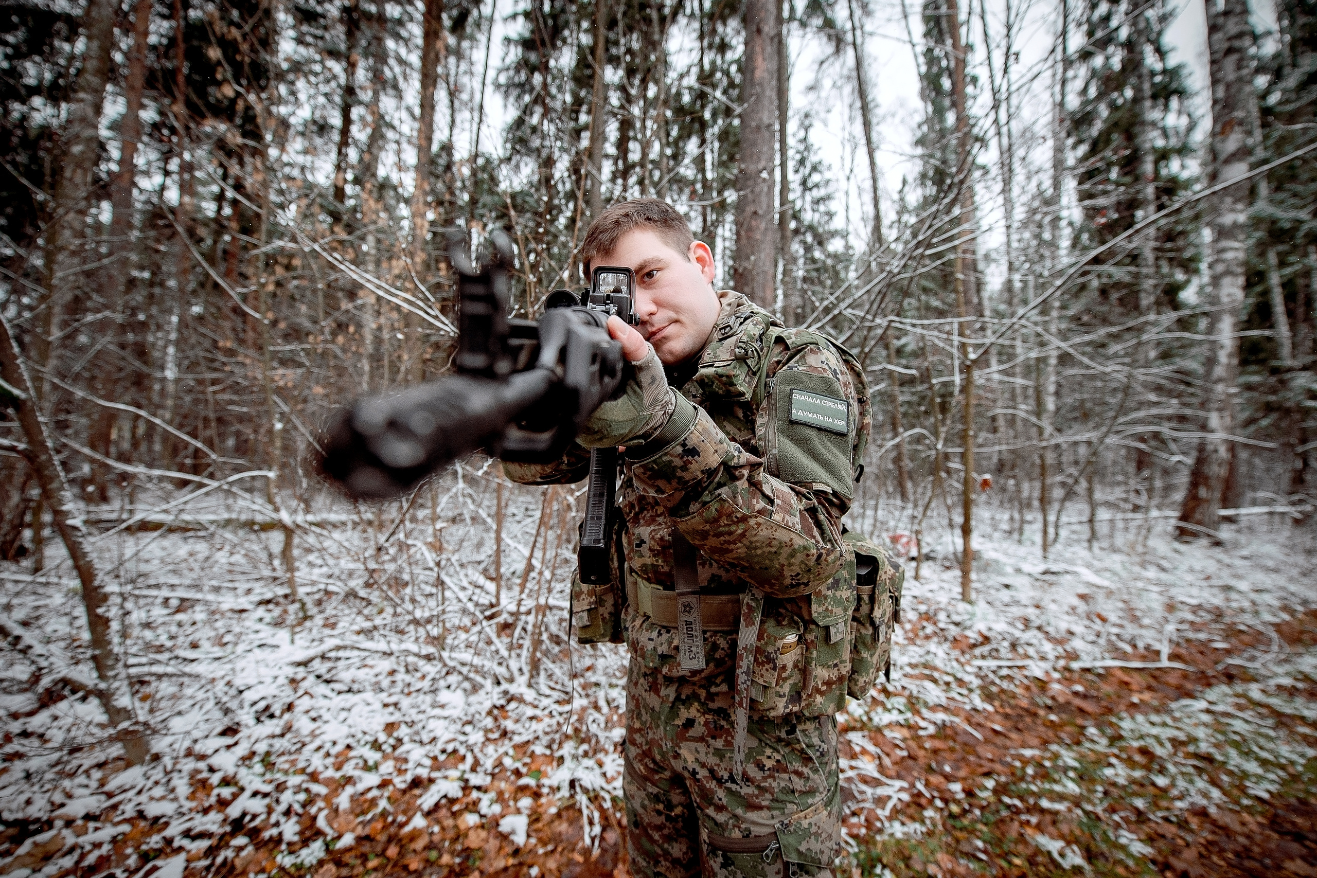 Фотосессия Love story в стиле милитари. Свадебный и семейный фотограф Виктория Носачёва. Щелково, Москва и МО