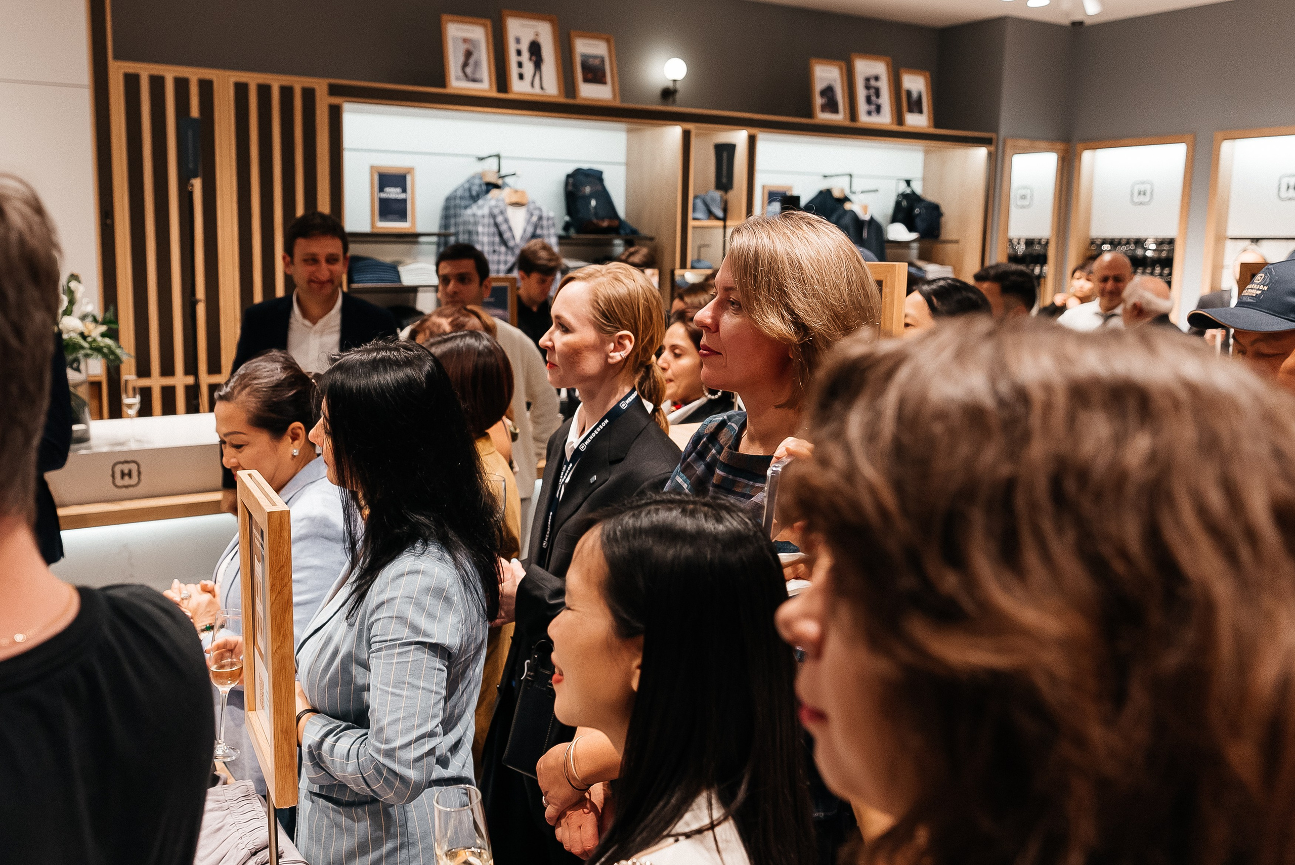 Henderson. Павел Краснов — Свадебный и репортажный фотограф в Москве