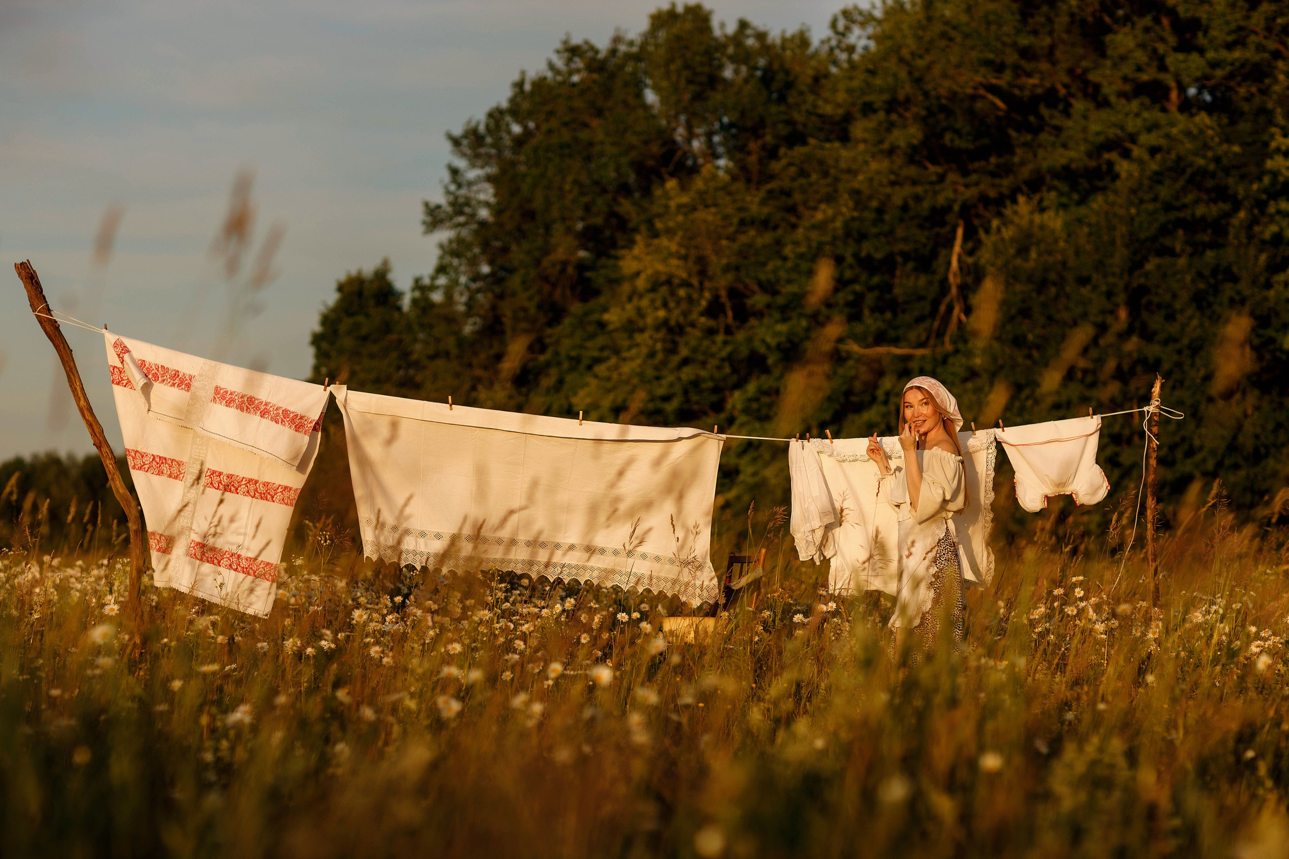 Тематическая фотосессия «Стирка» с Ларисой совместно с Ириной Павловой. Портретный и репортажный фотограф в Чебоксарах Андриян Чаркин