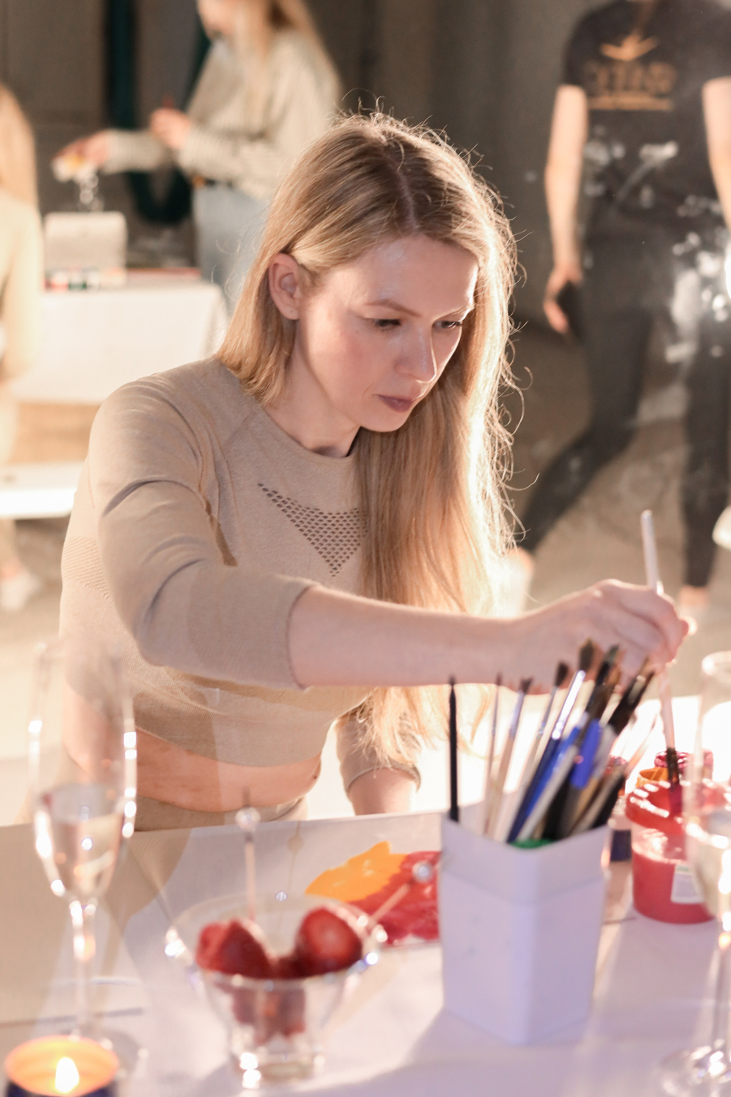 Арт-терапия + аэройога. Фотограф Надршина Лилия