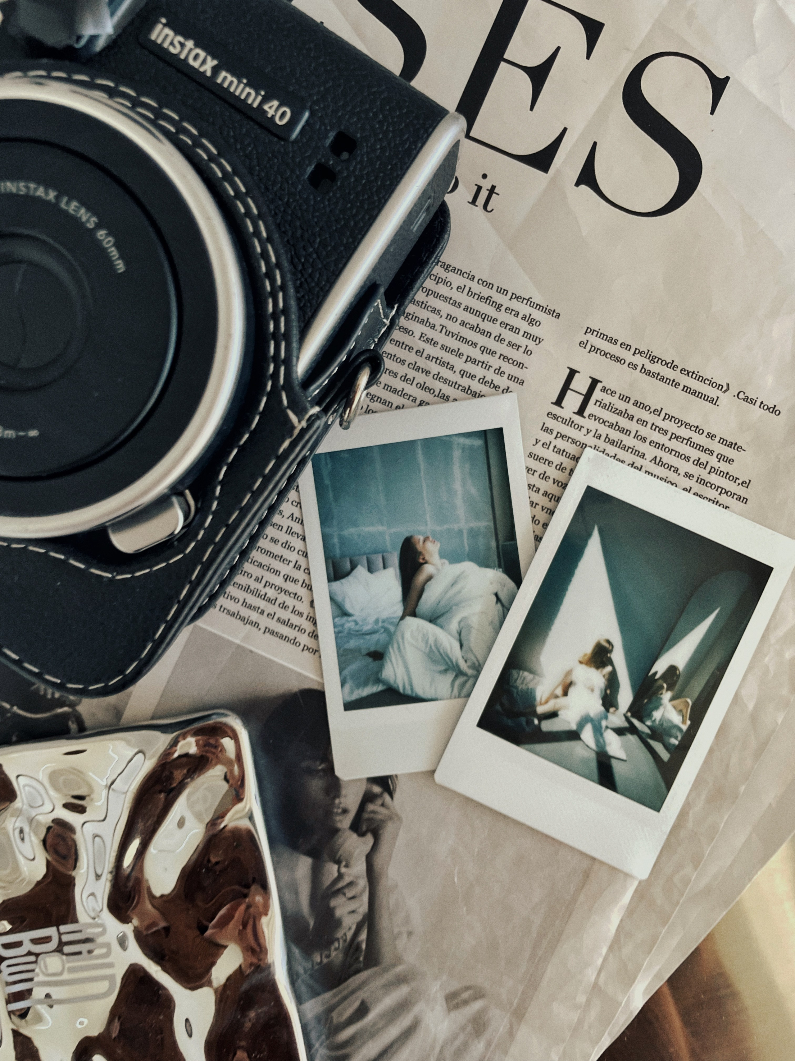 Кадры на инстакс instax моментальная фотография. Фотограф про чувства, моменты, любовь. свадебный и портретный фотограф