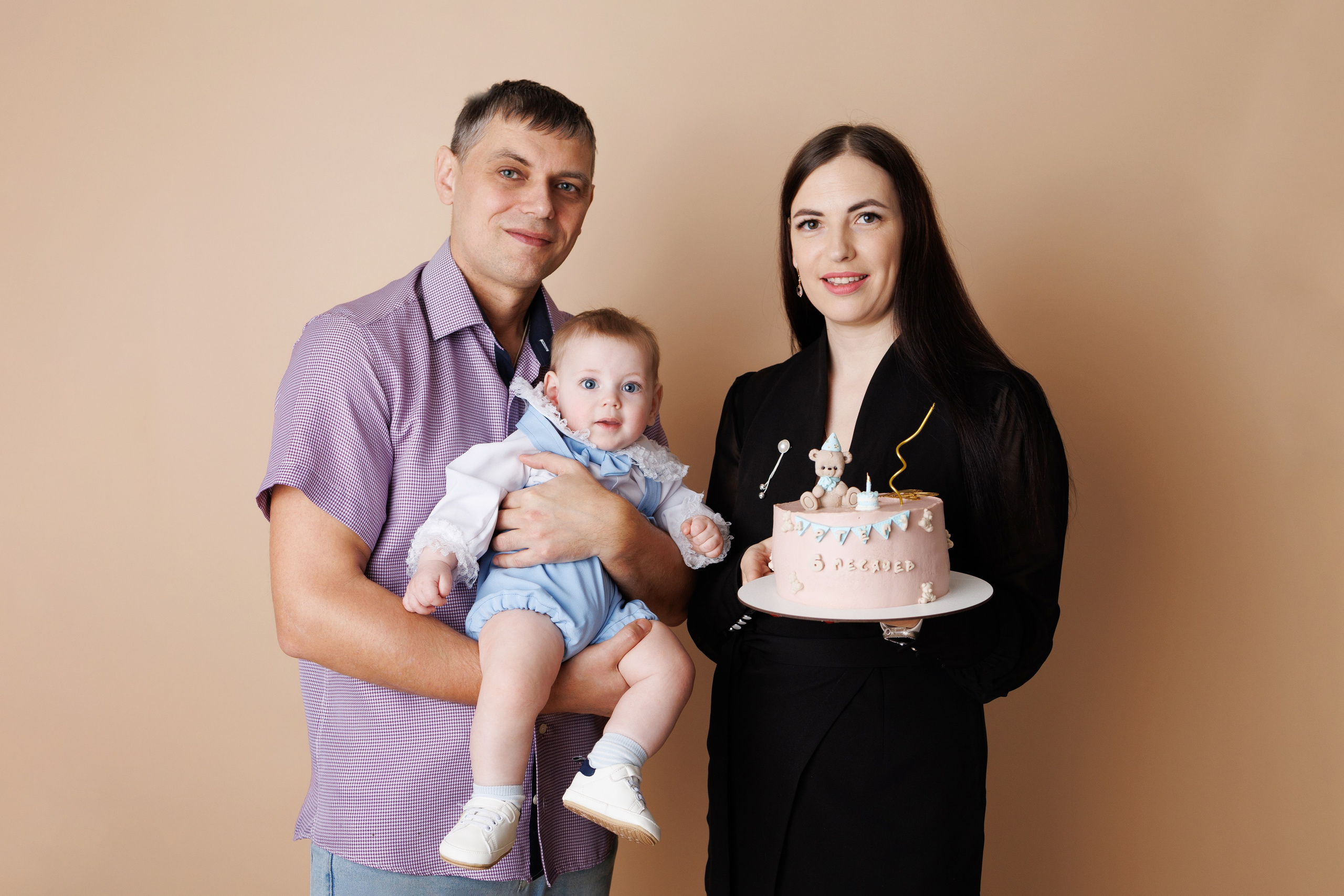 Артемке полгодика. Фотограф новорожденный малышей Новосибирск