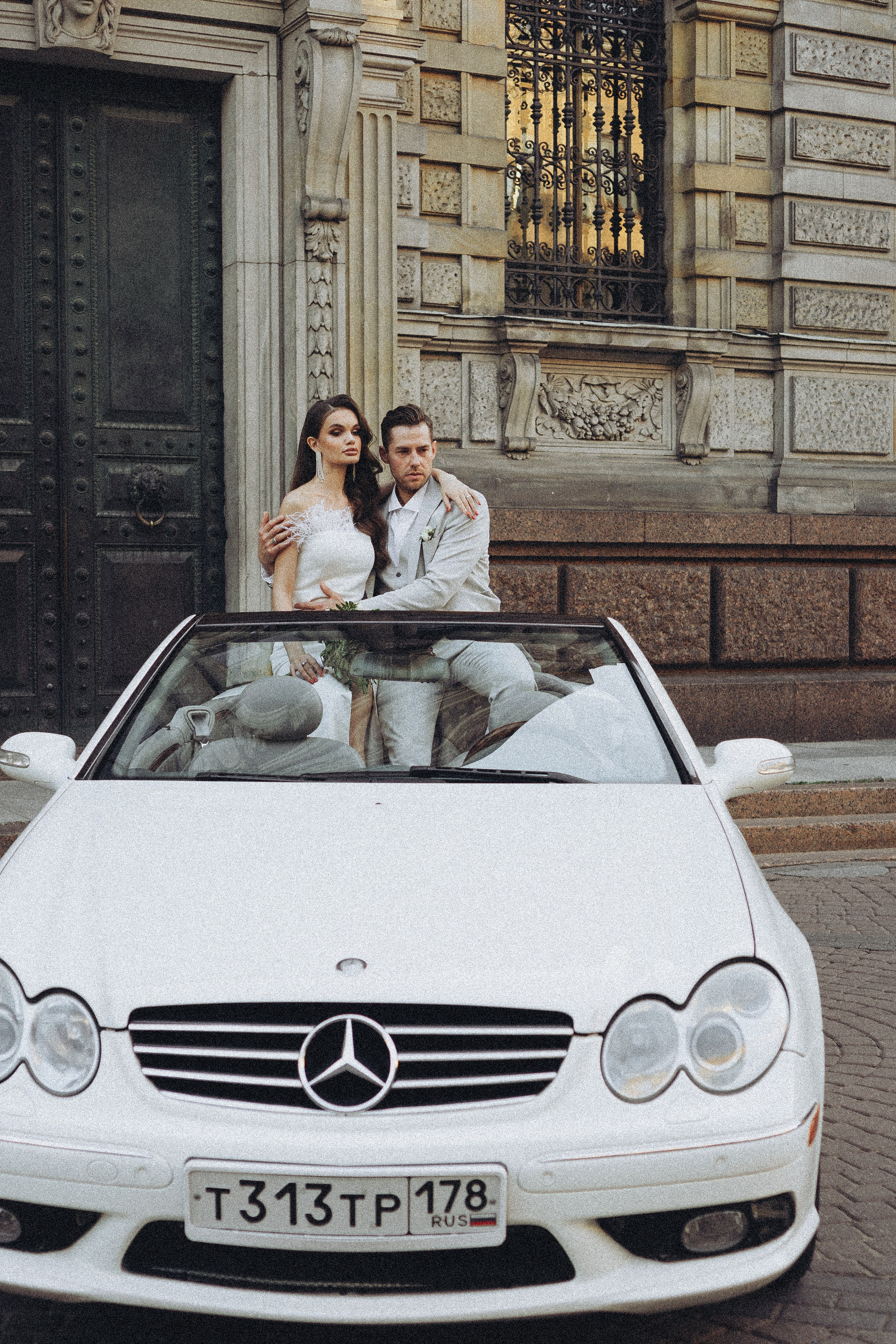 Свадебная сьемка у академии Штиглица. Профессиональный фотограф, Санкт-Петербург — Виктория Богомолова