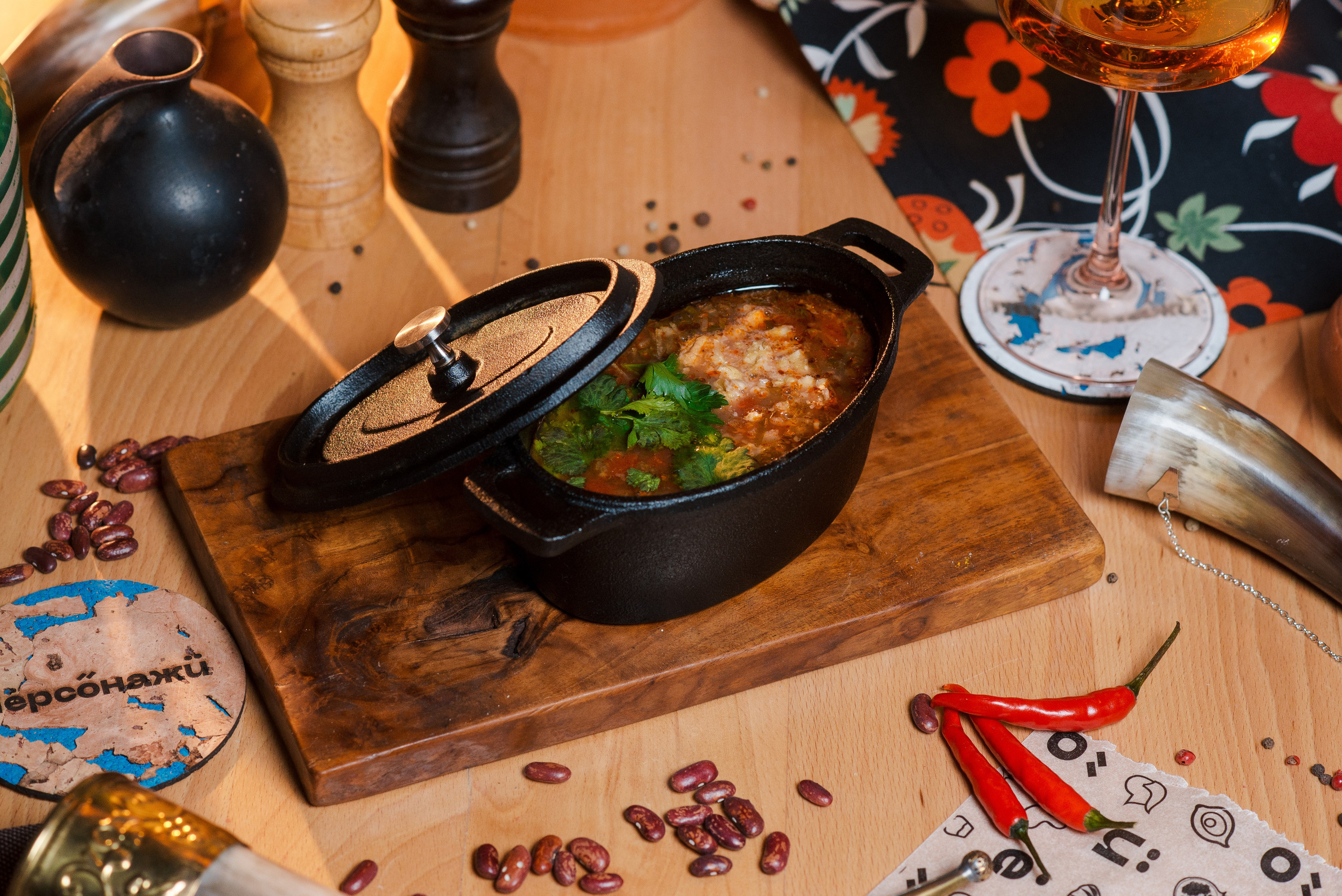 Персонажи. Главная