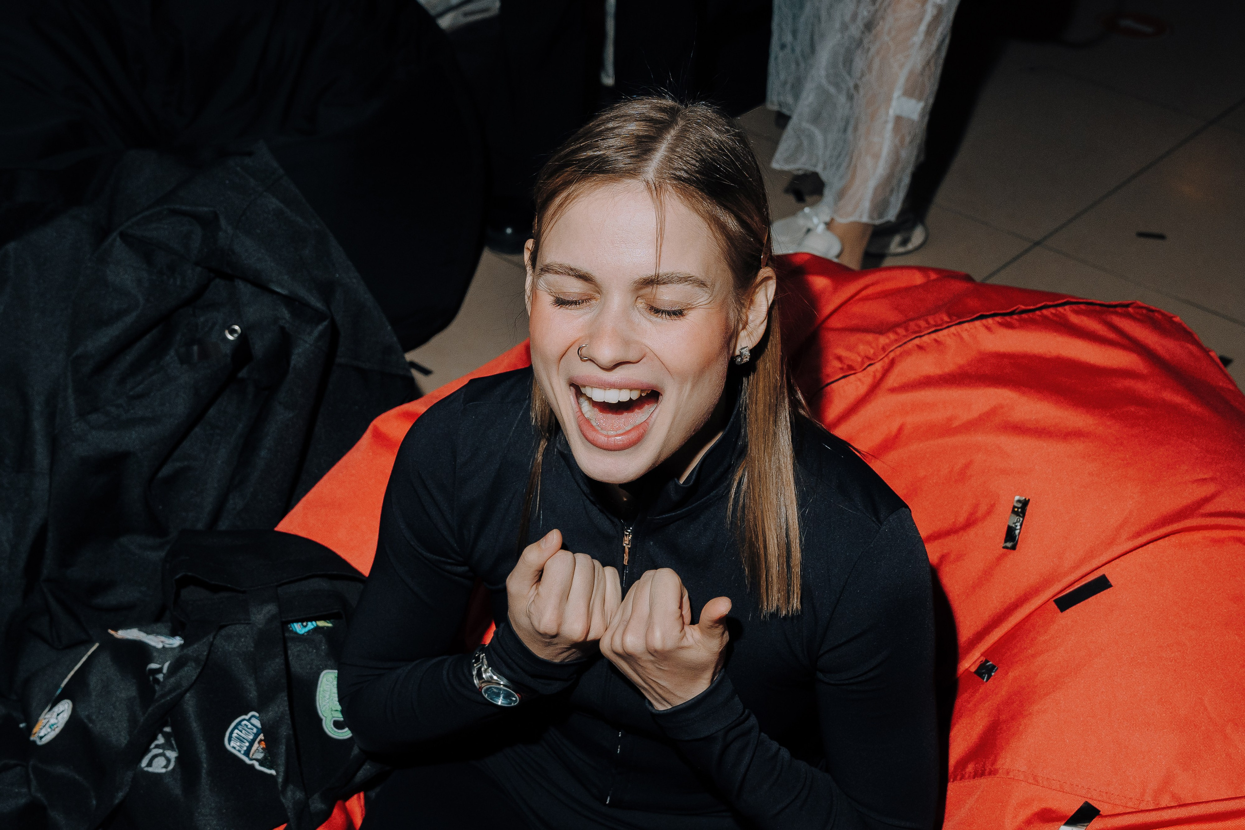 20 ЛЕТ МЕГАПОЛИС ЧЕЛЯБИНСК ХЕДЛАЙНЕР ЕЛКА. Репортажный фотограф Зуев Роман г. Челябинск