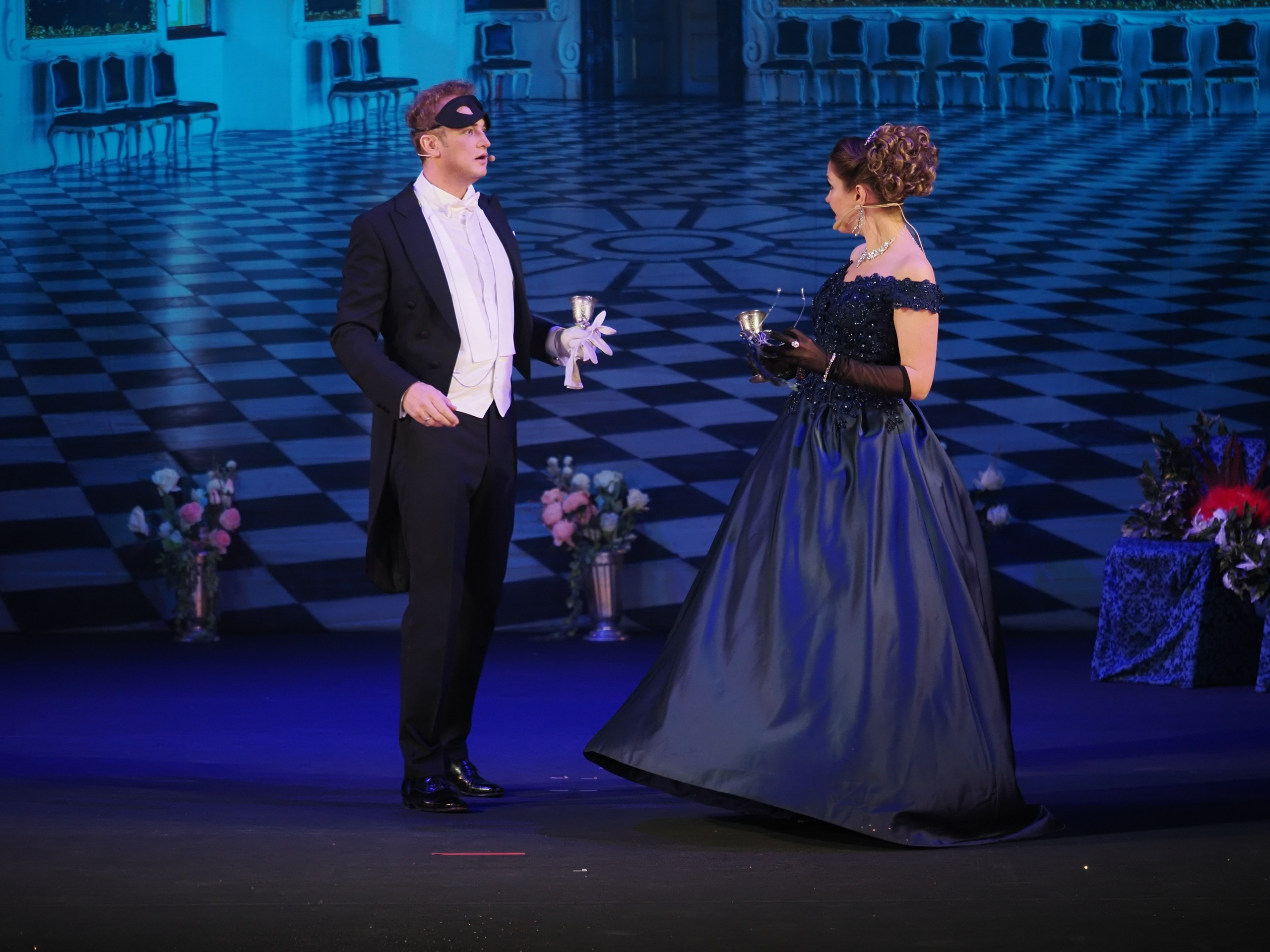 «БУФФ-ПАРАДИЗ» Летучая мышь (в Нск). Портретный и спортивный фотограф в Новосибирске и Твери Кононов Алексей