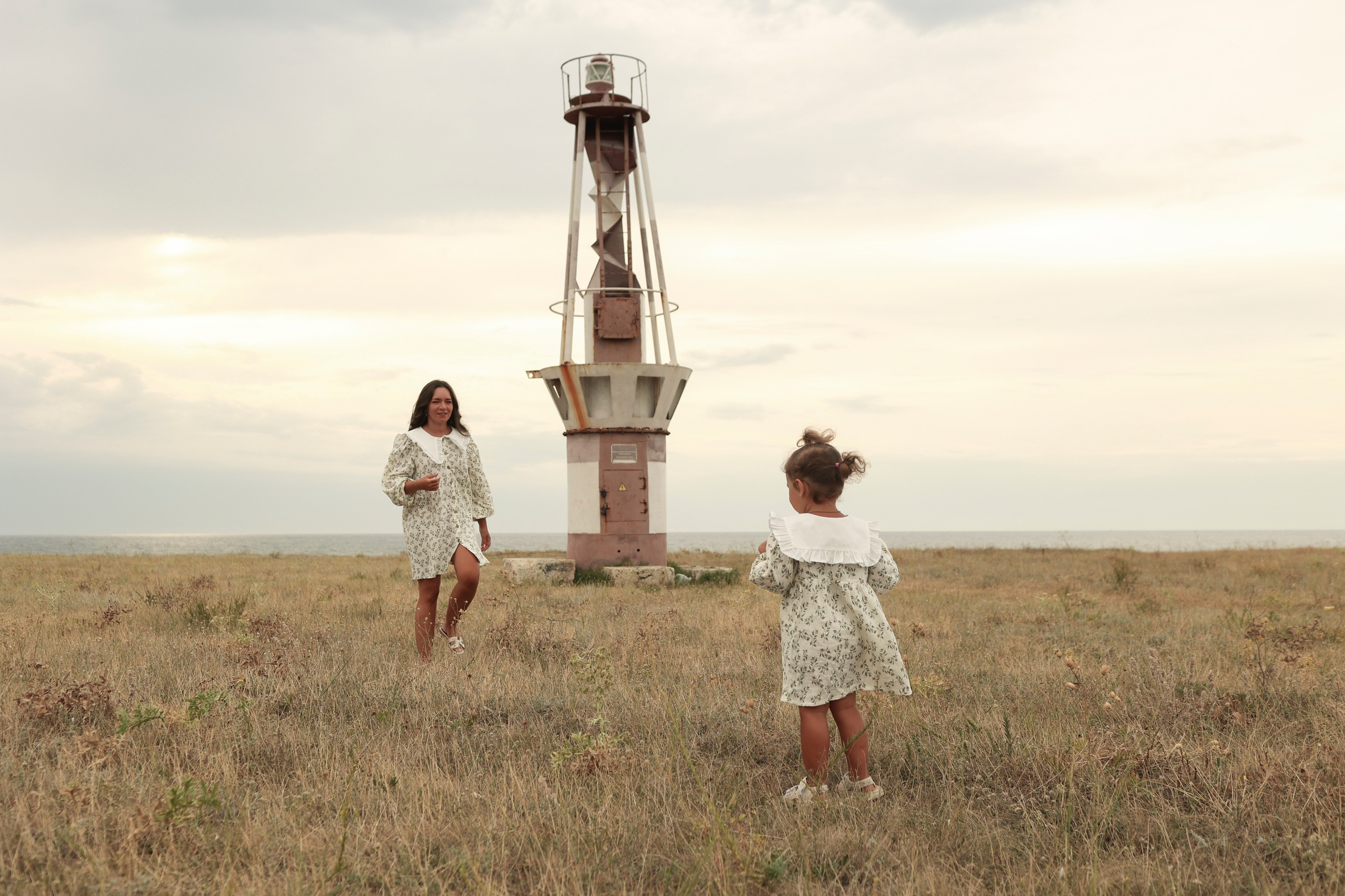 Пойдем, словлю тебе кузнечика. Свадебный и портретный фотограф. Видеограф на Свадьбу. Севастополь, Ялта, Симферополь, Крым