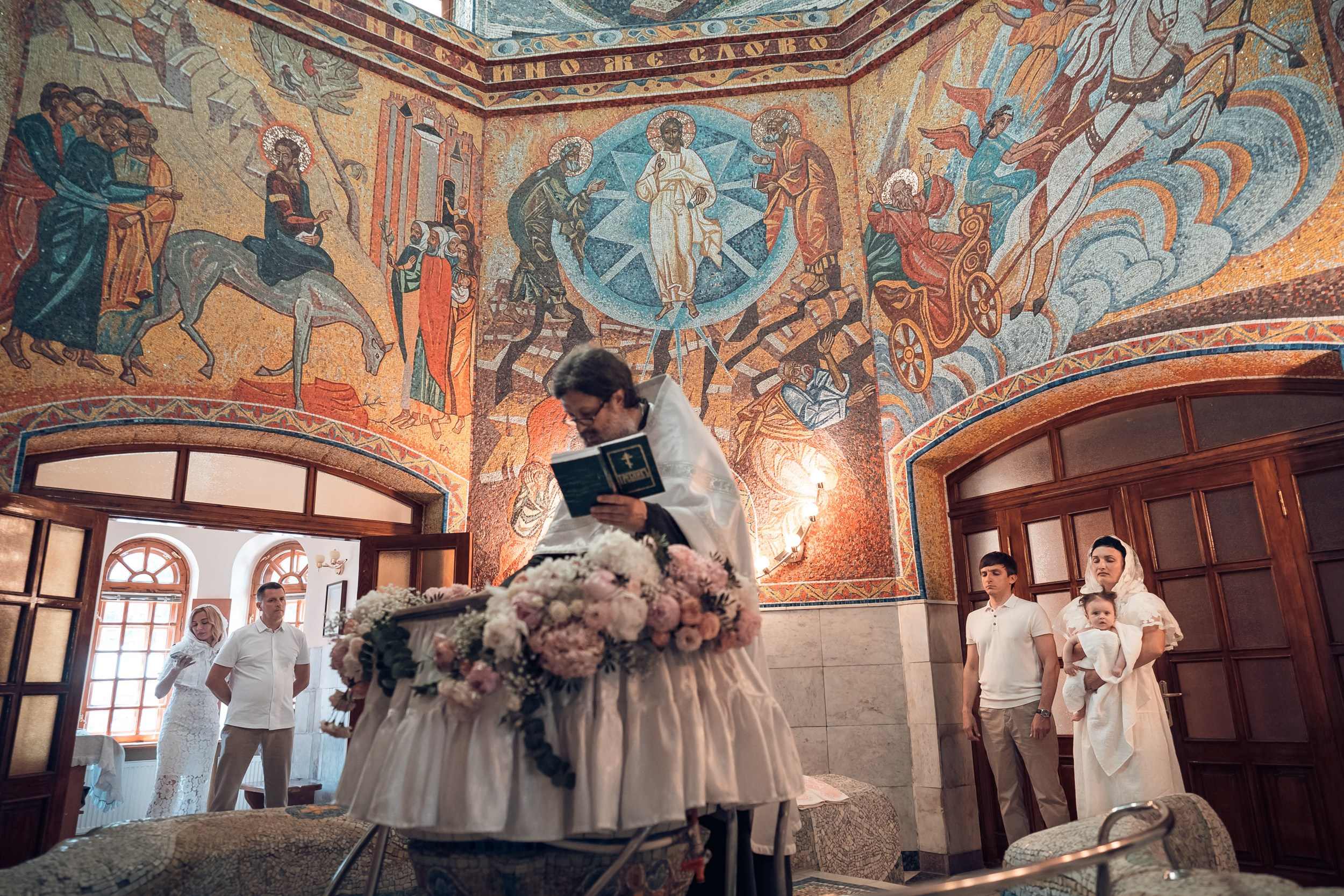 Крещение в Свято-Троицком монастыре Симферополь. Церковный фотограф Севастополь