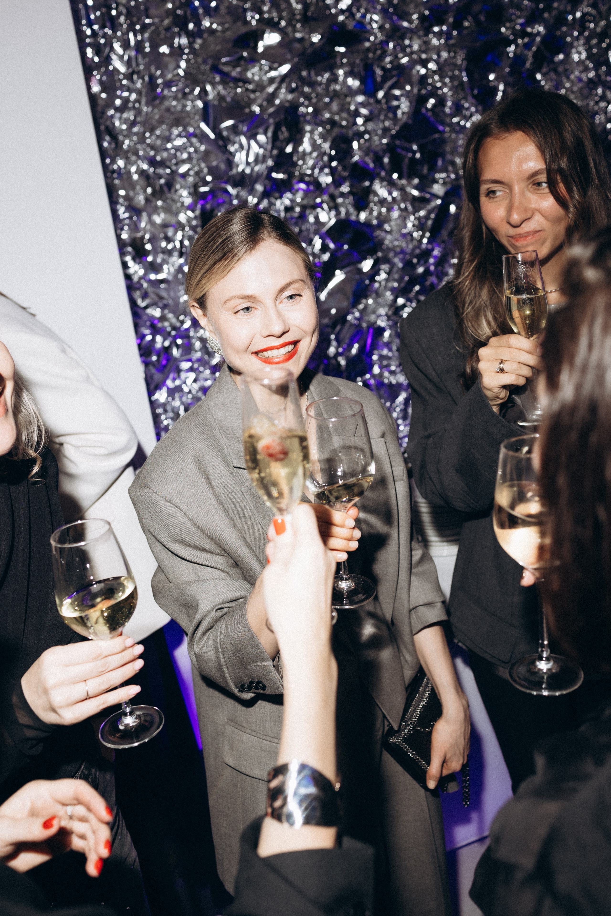 Встреча девочек из чатика. Фотограф Артем Бросов в Санкт-Петербурге и Дубае