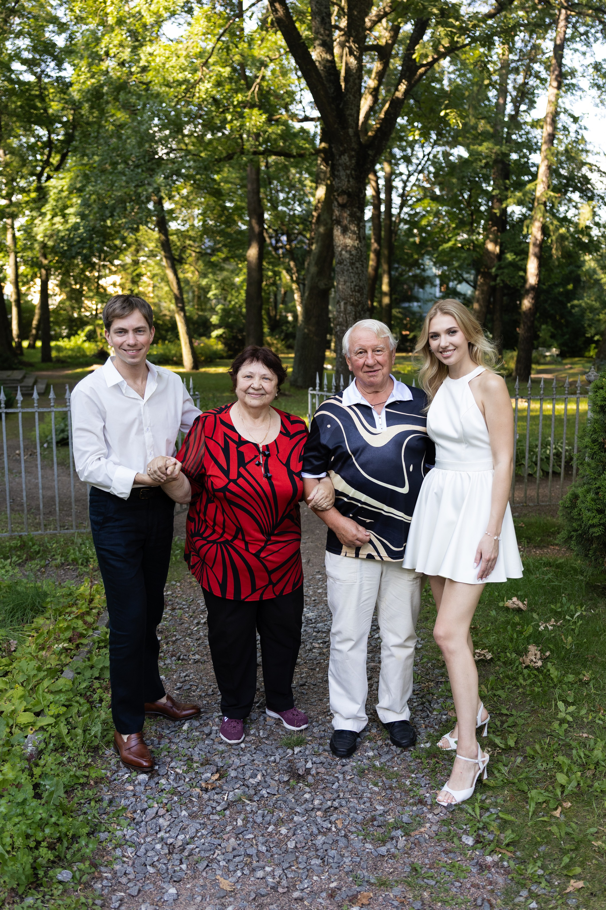 Большая семейная фотосессия. Фотограф Артем Бросов в Санкт-Петербурге и Дубае