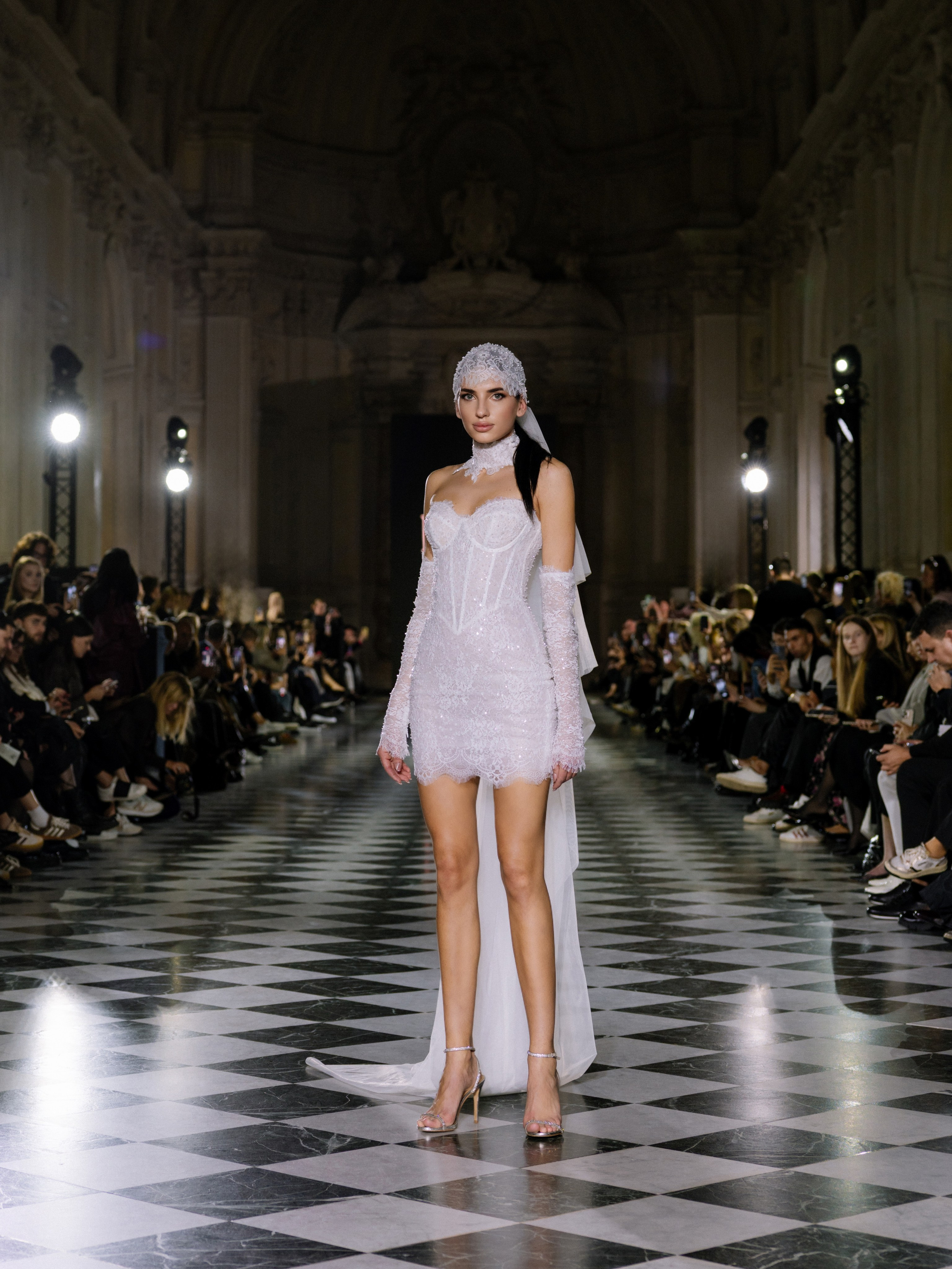 Fashion Show White Wedding in Turino 2025. Photographer & Videographer in Barcelona