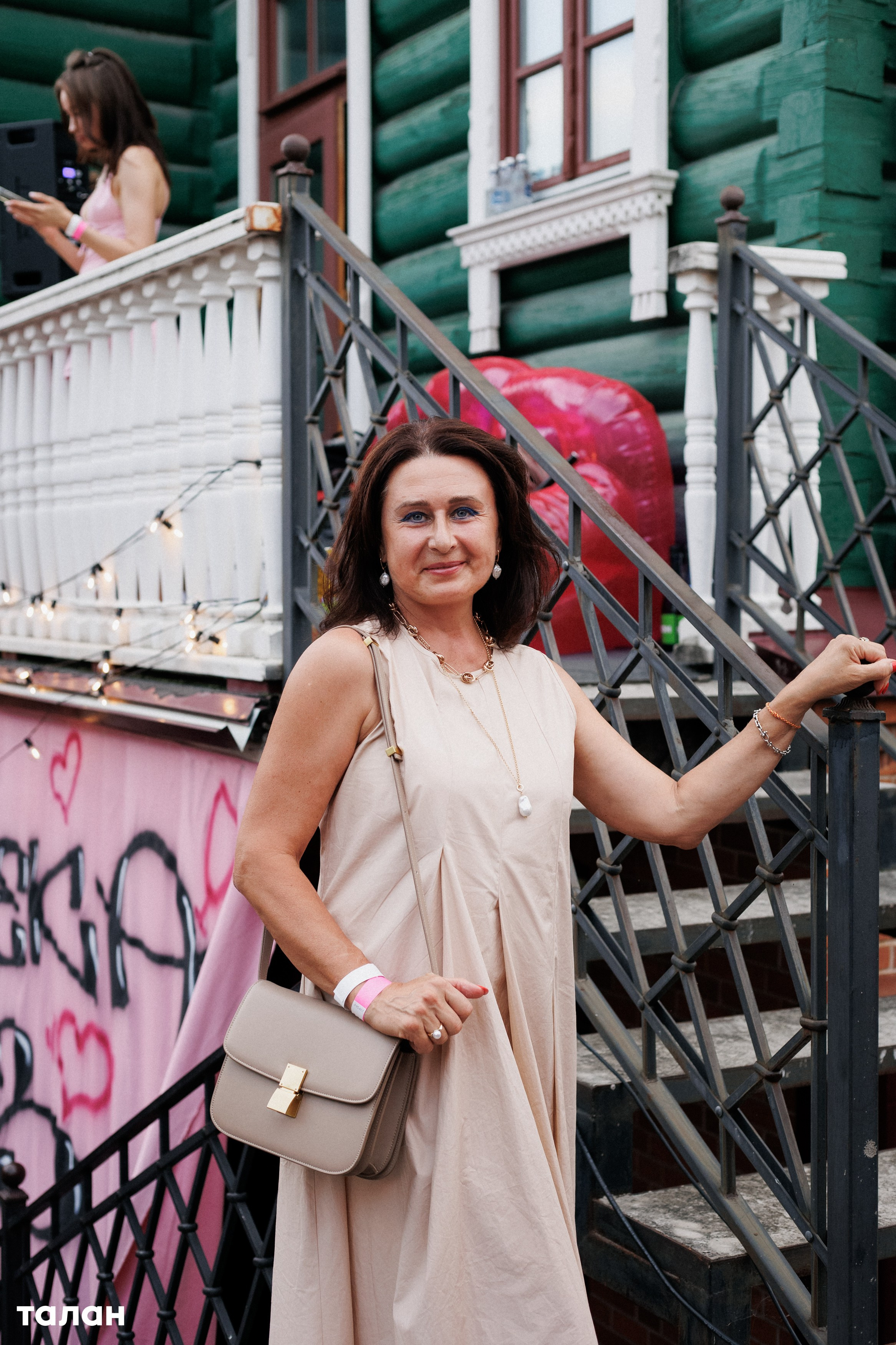 ВИНОТЕКА [бар+магаз] — BIRTHDAY PARTY. СВОИ. ФОТООТЧЕТЫ-СОБЫТИЯ-МЕСТА