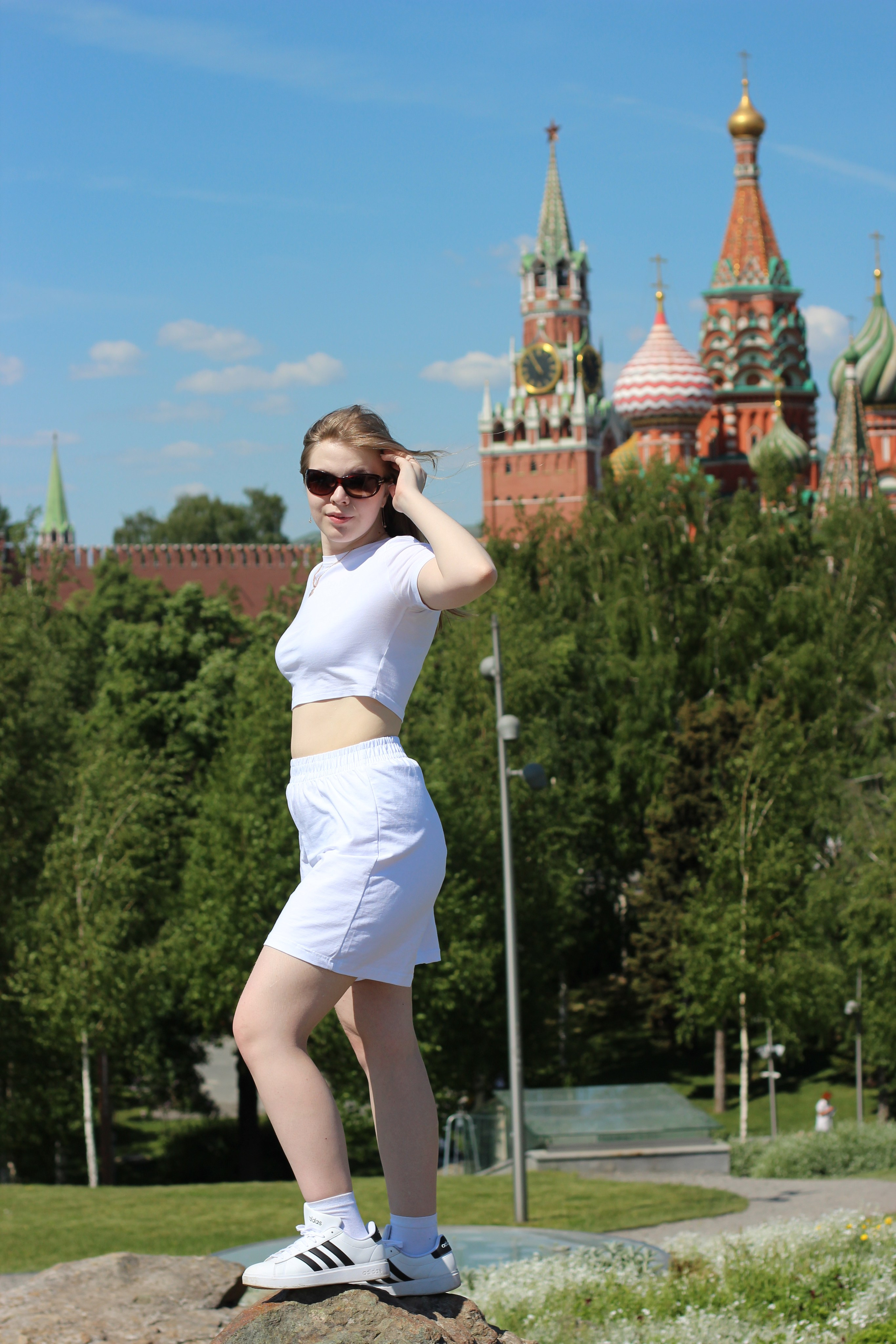 София, фотосессия в Зарядье на память о Москве. Ваш личный фотограф в Москве Мила