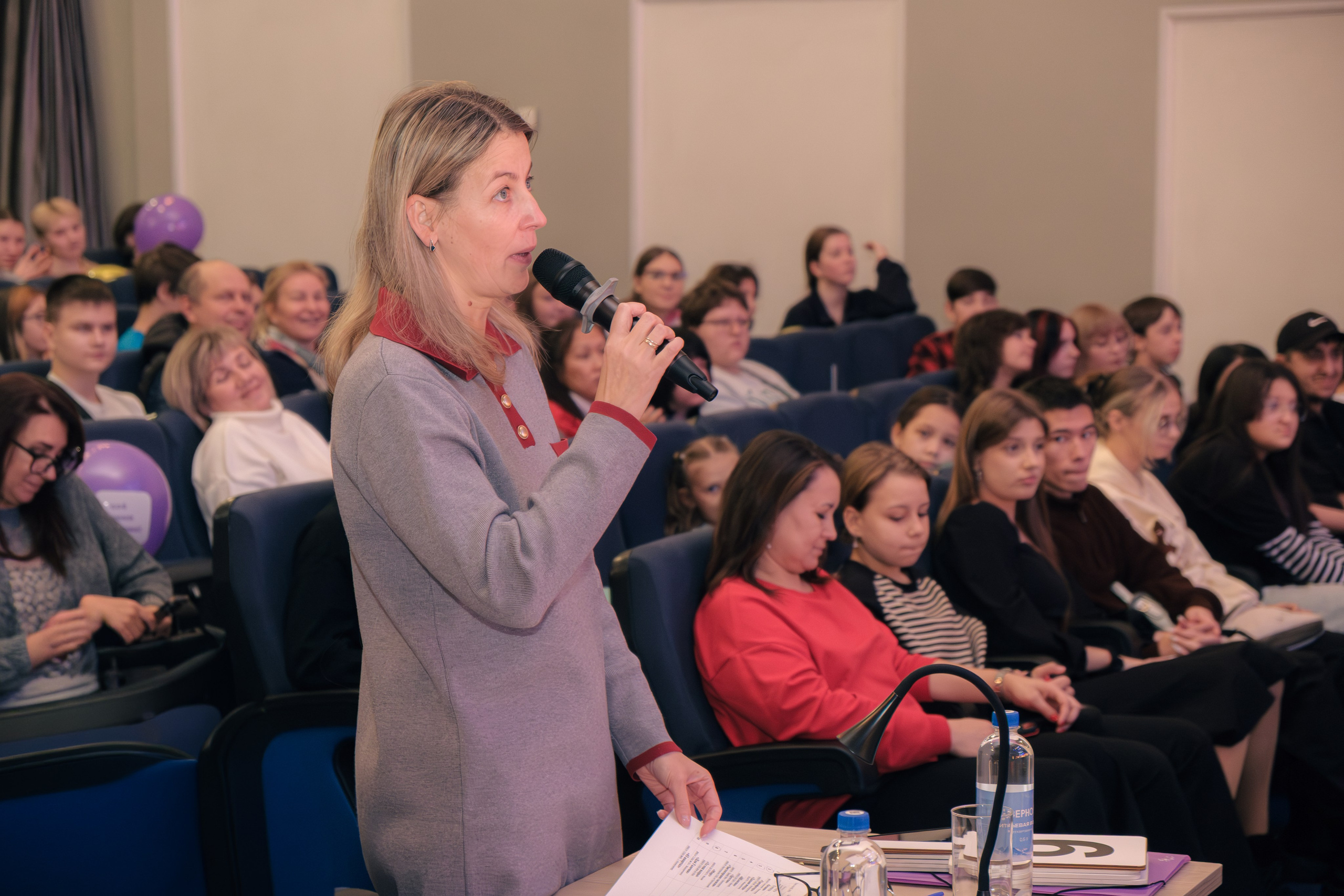 Осенний кубок КВН лиги «Зелёная». Междуреченск. Фотограф — Никита Максимов