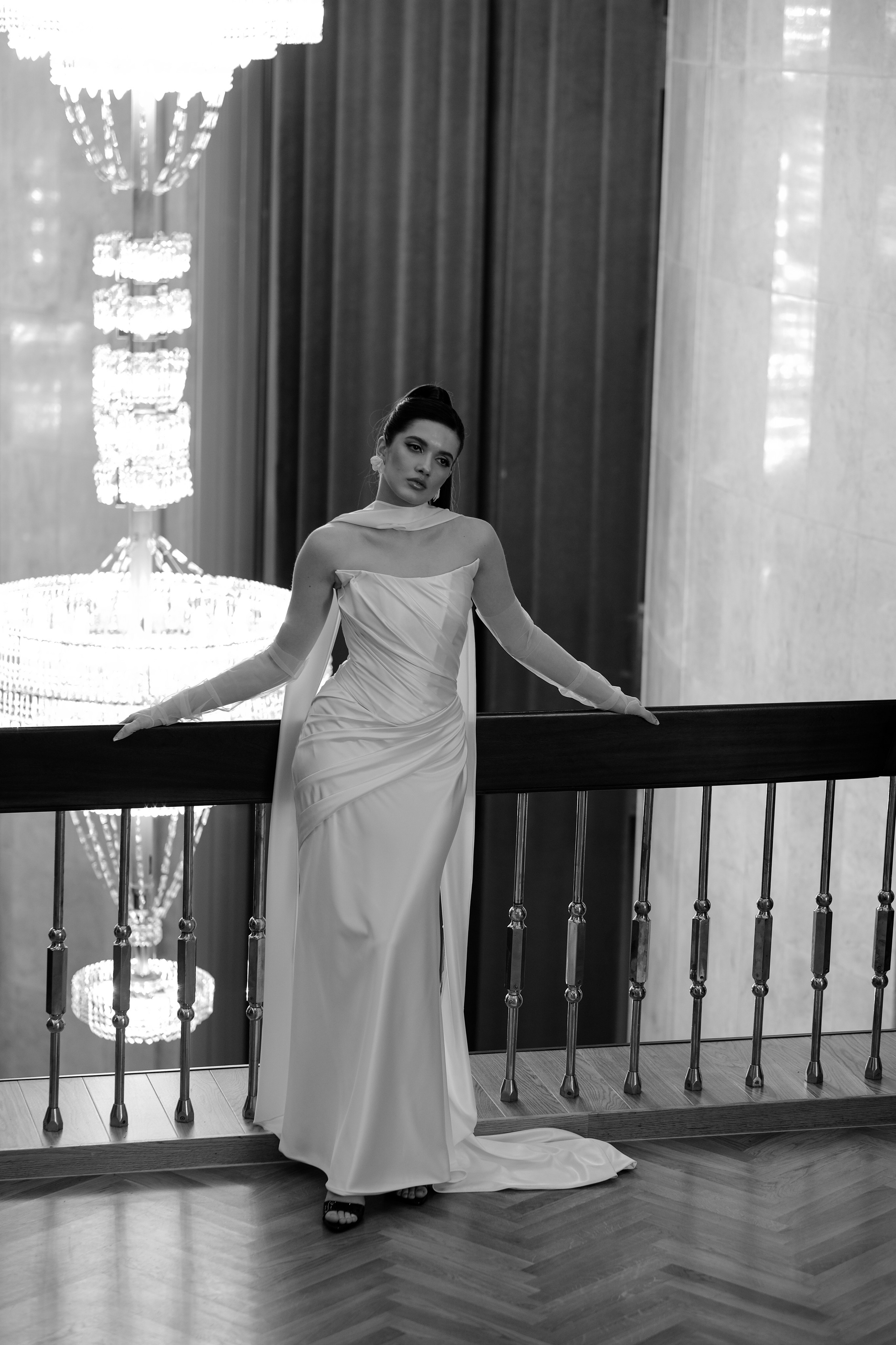 Свадебная фотосессия в театре драмы имени Наума Орлова. Свадебный фотограф в Челябинске Сырчикова Наталья