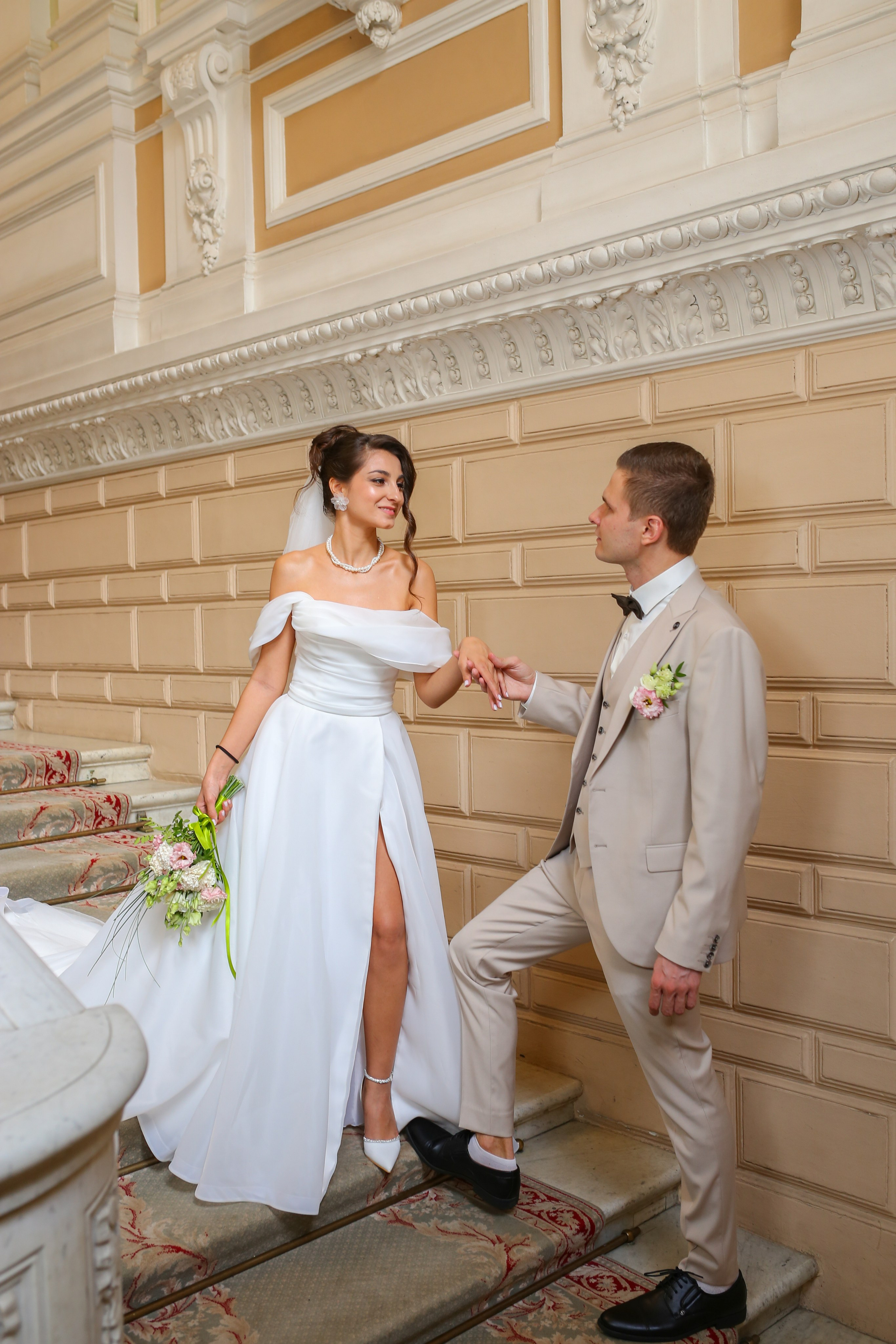 Классические кадры, во Дворце бракосочетания. Свадебный и Репортажный фотограф в Санкт-Петербурге