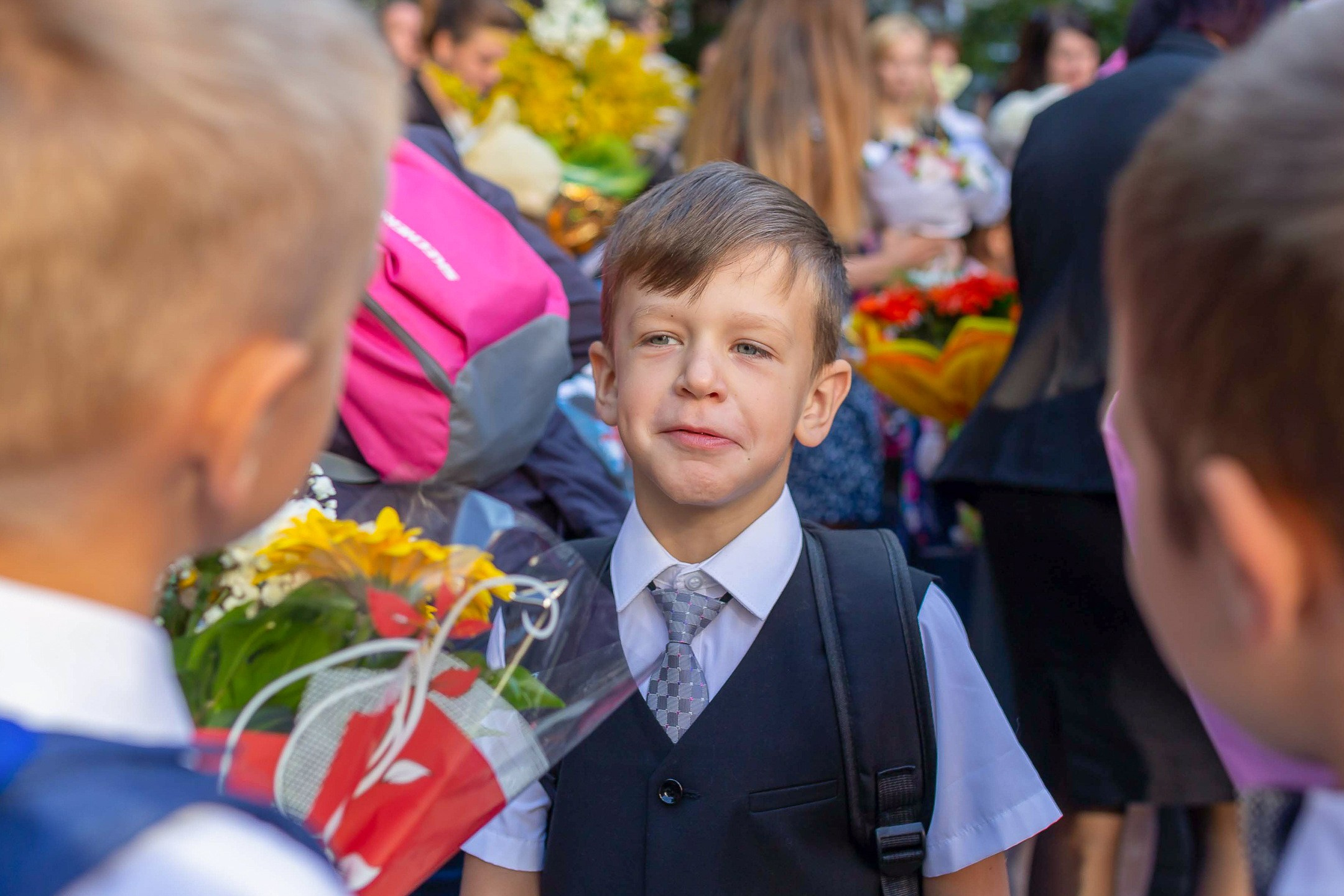 Линейка 1 сентября. Свадебный и Репортажный фотограф в Санкт-Петербурге