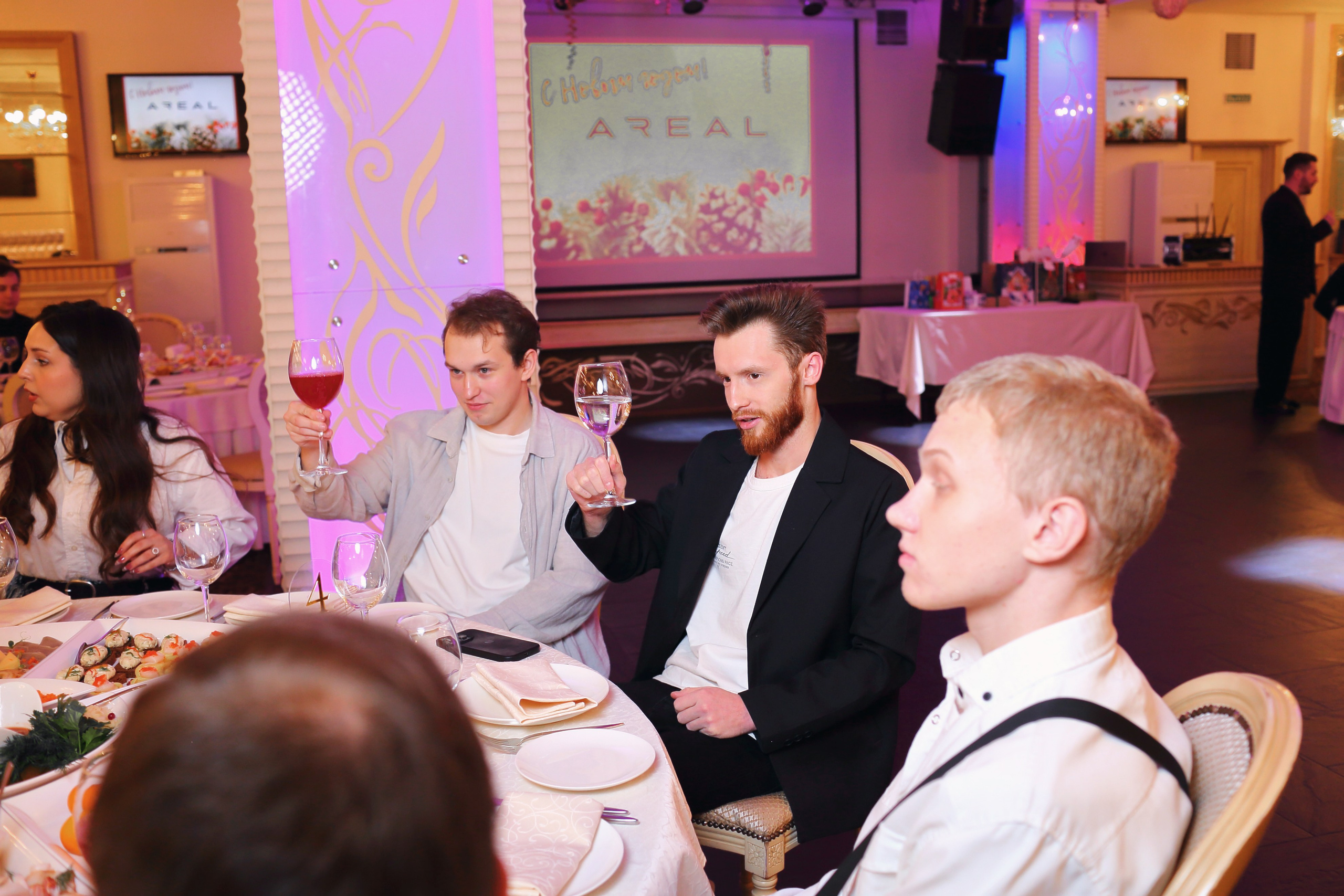 Съемка корпоративов. Свадебный и репортажный фотограф в Ярославле и Санкт-Петербурге Роман Микрюков