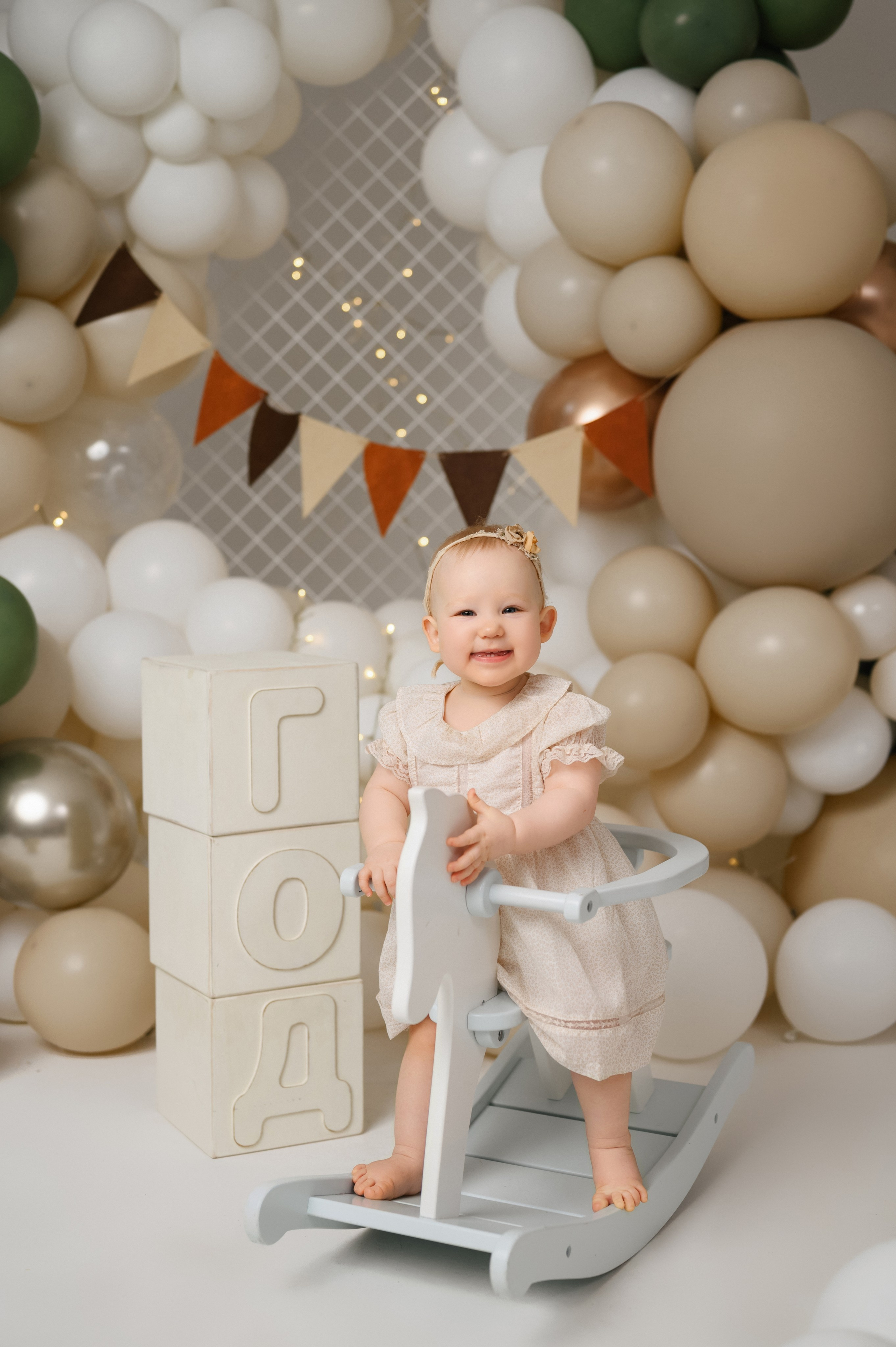 Платье 1-1,5 года, размер 74 см. Детская и семейная фотостудия в Калининграде