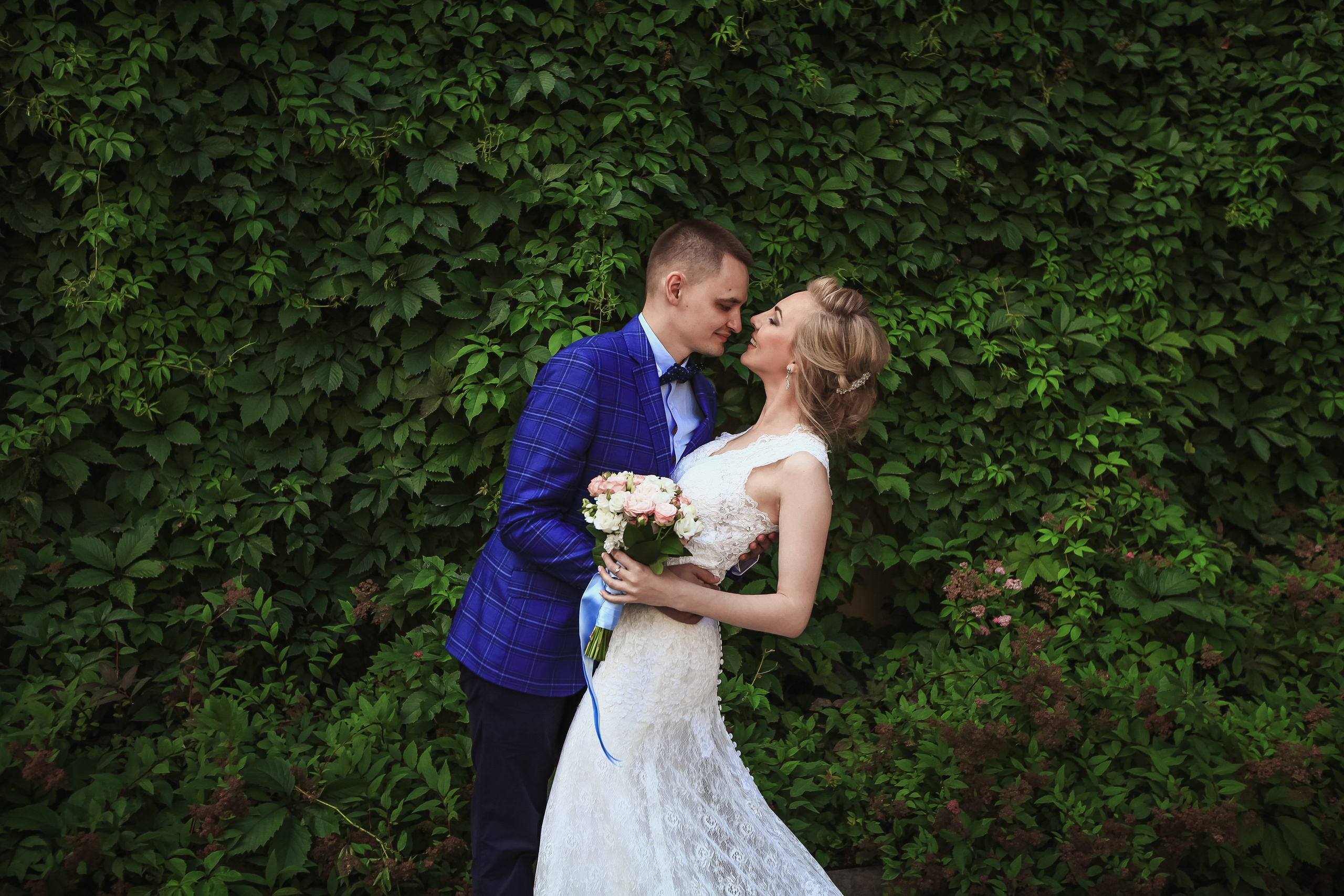 Свадьба Ольги и Владимира в загсе Адмиралтейского района. Фотограф в Санкт-Петербурге Елизавета Сорокина