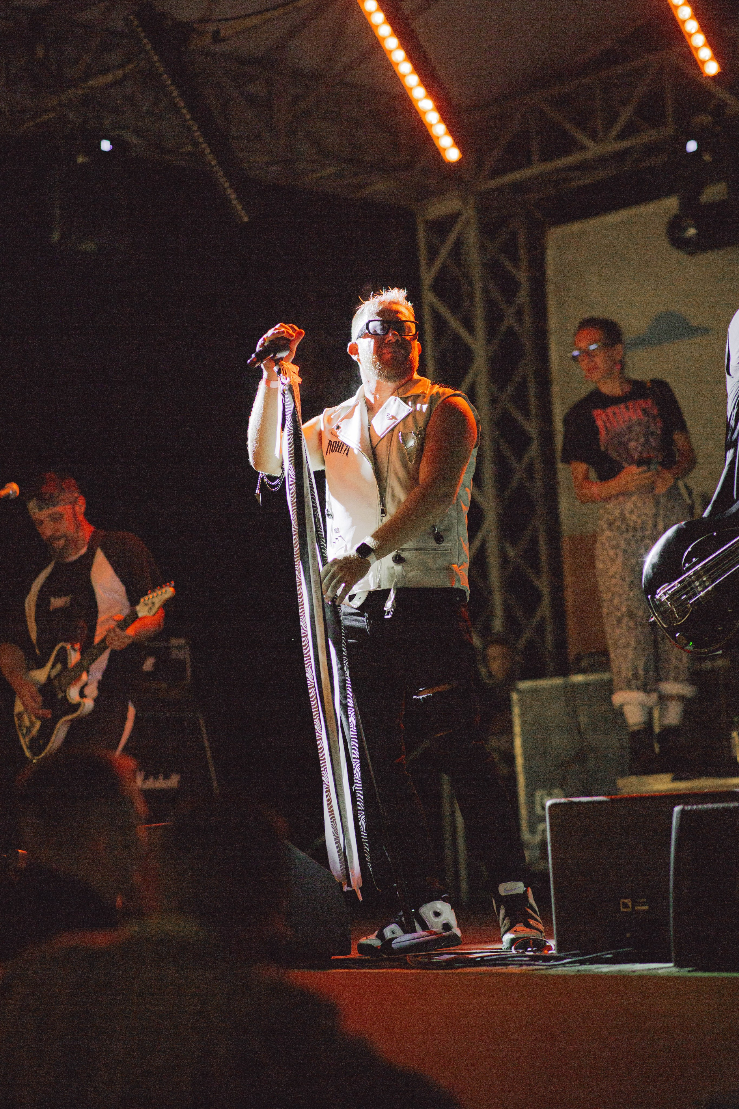 LONGLONG. Репортажный и портретный фотограф Михаил Мартиросян