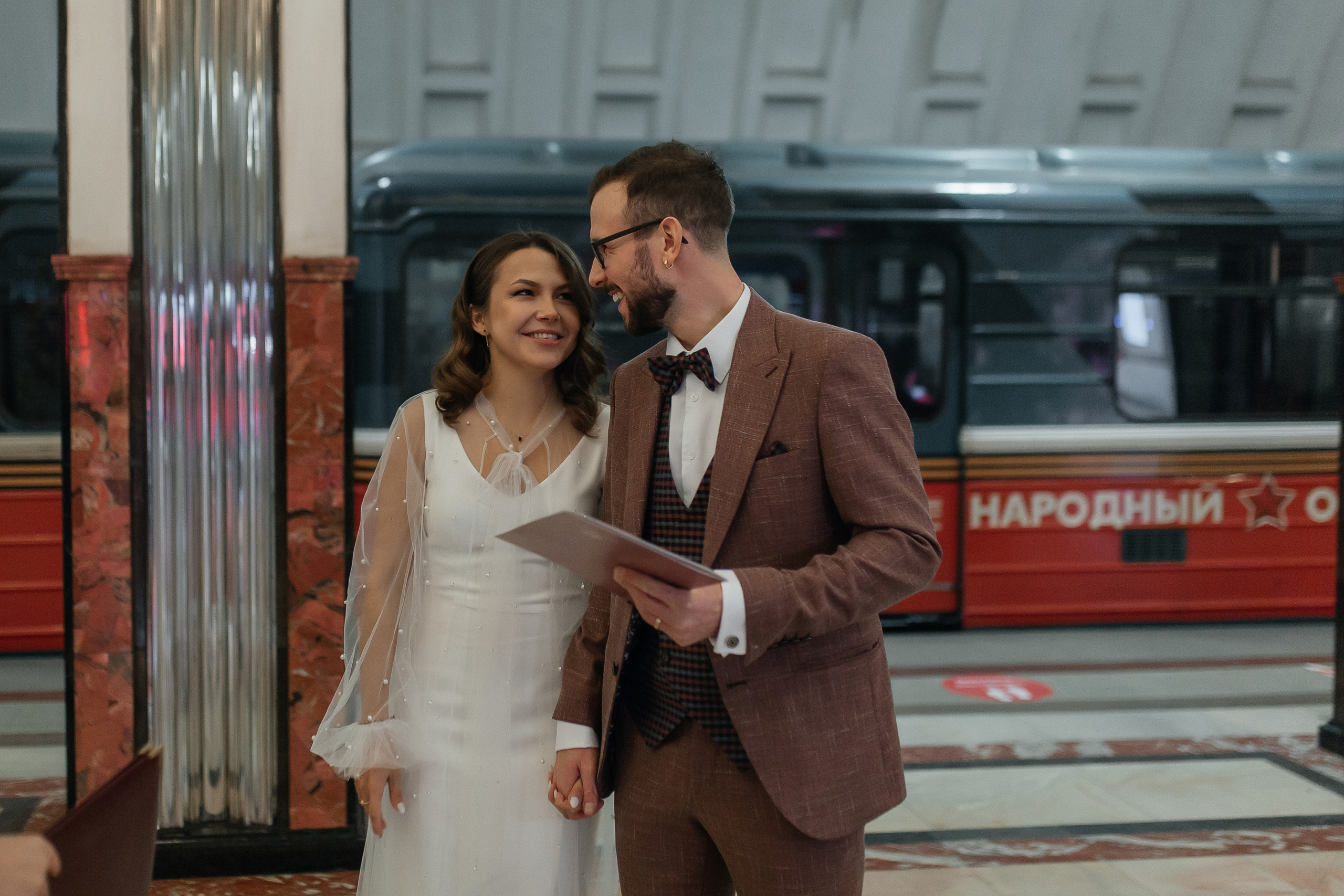 Ночная регистрация брака на станции метро Маяковская. Фото Радости. Свадебный и семейный фотограф в Москве Юлия Самойлова