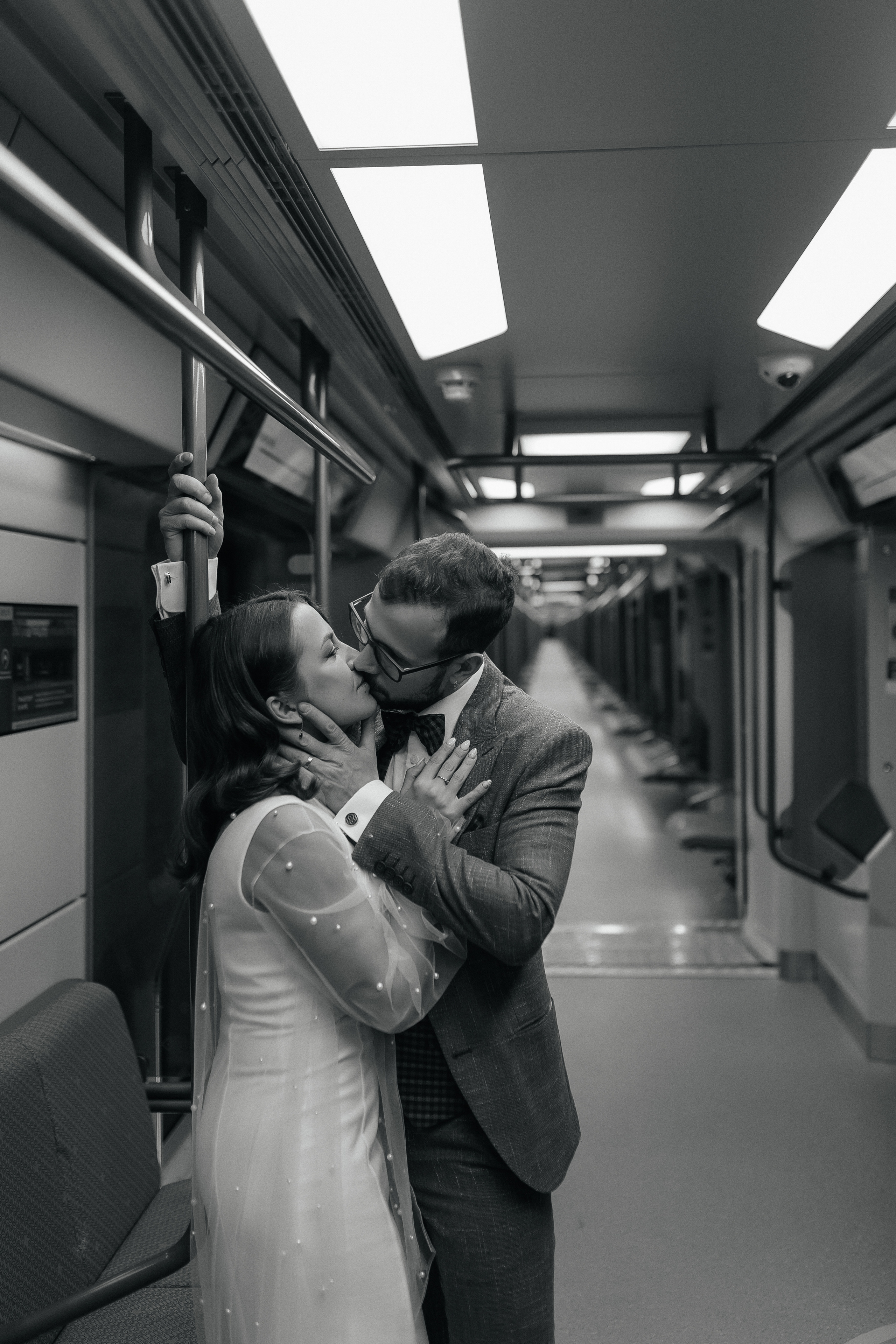 Ночная регистрация брака на станции метро Маяковская. Фото Радости. Свадебный и семейный фотограф в Москве Юлия Самойлова